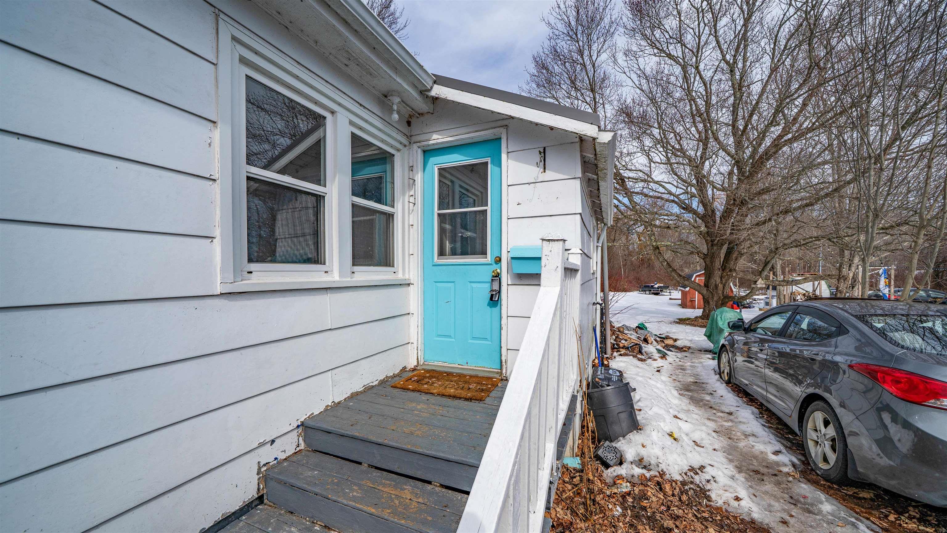 $279,900.00: 10101 Highway 221, Habitant