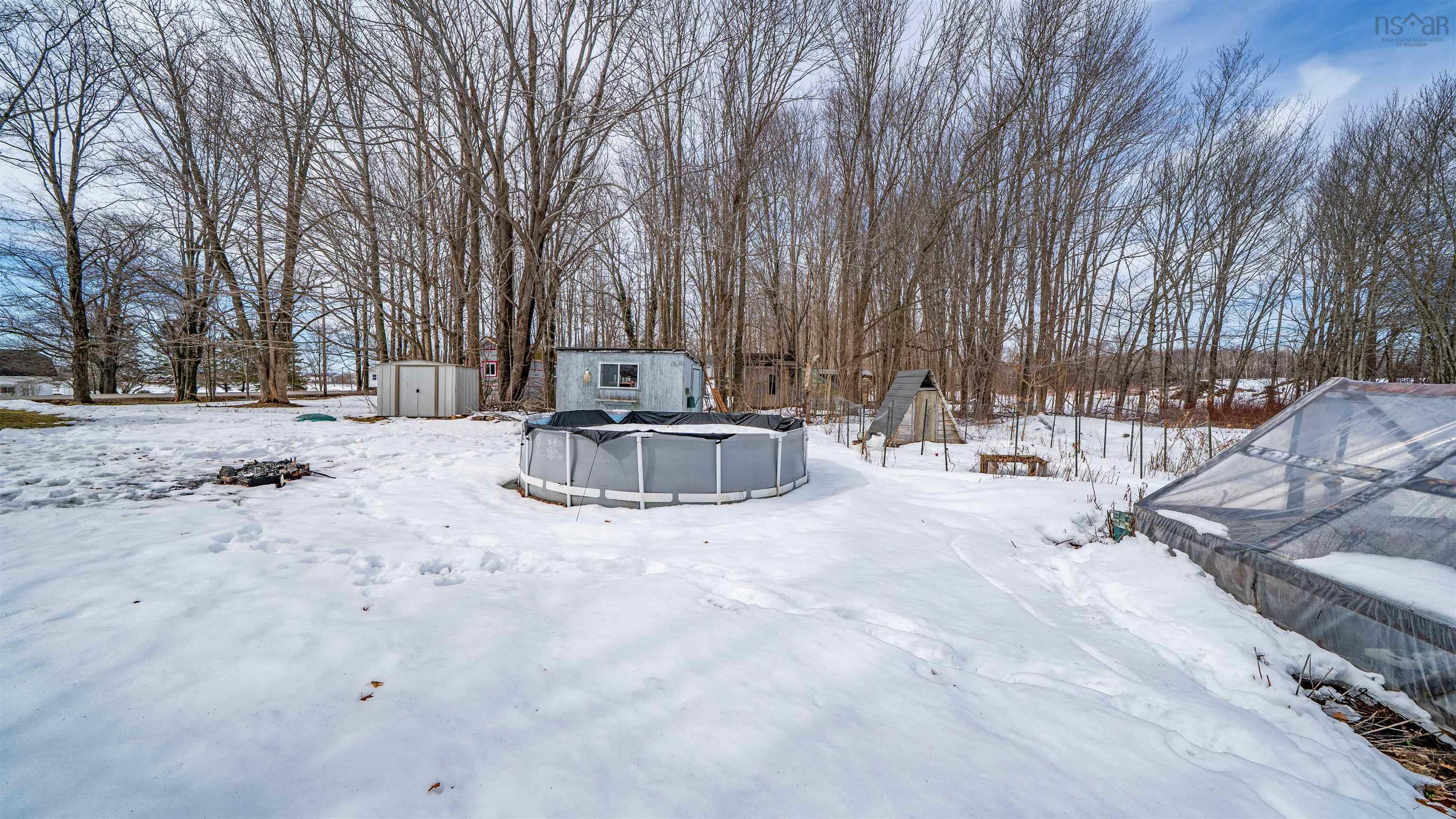 $279,900.00: 10101 Highway 221, Habitant