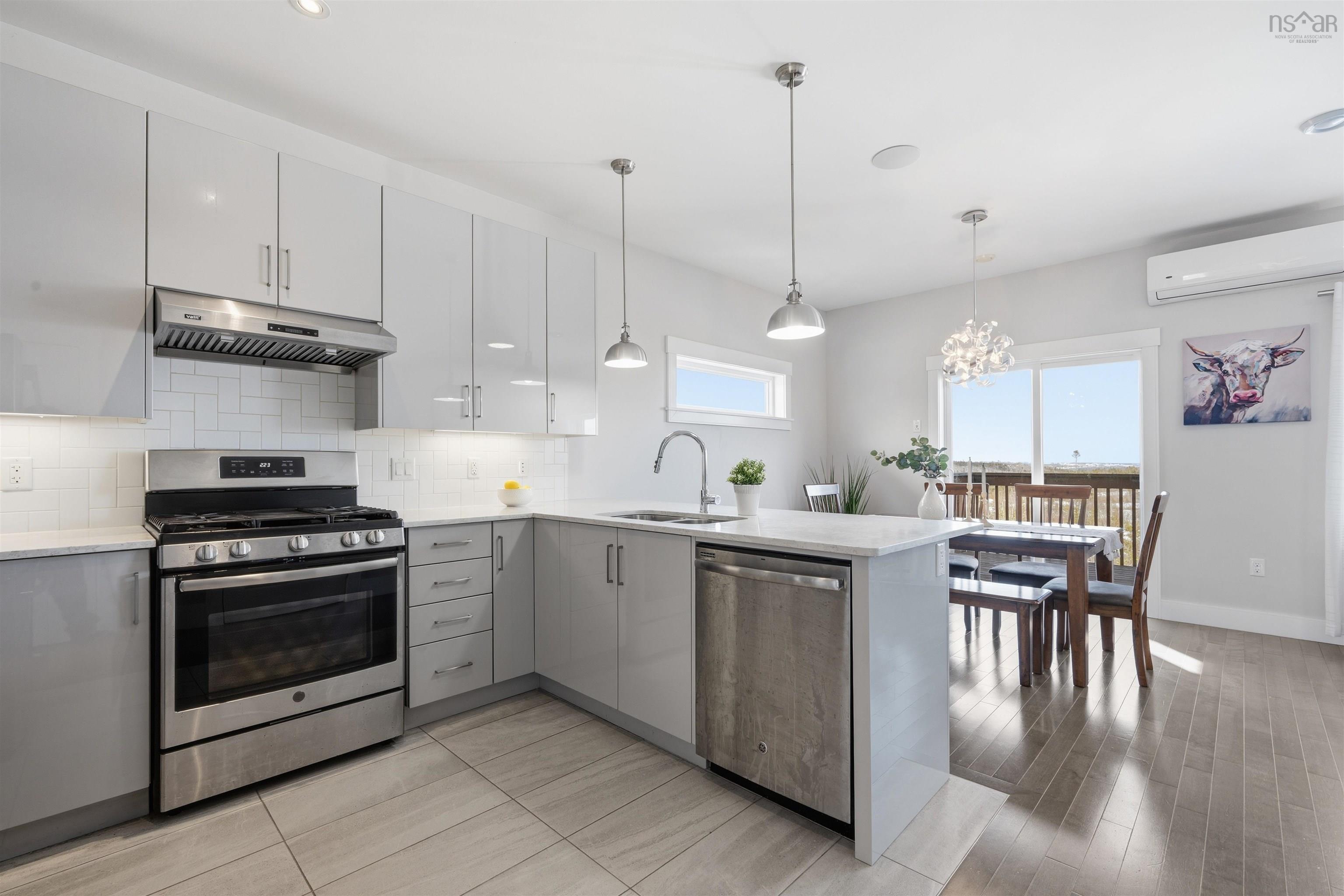 $665,000.00: 120 Mica Crescent, Halifax