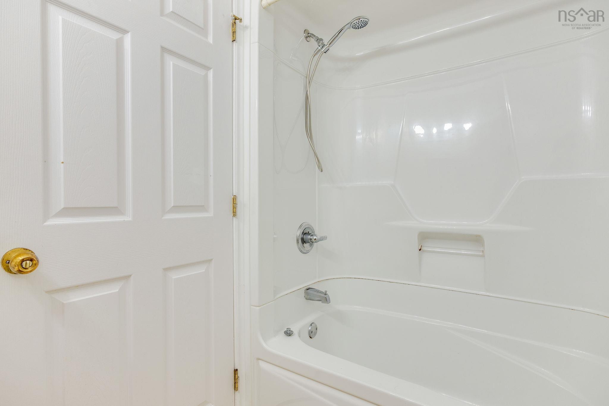 $439,900.00: 252 Jeep Crescent, South Brook