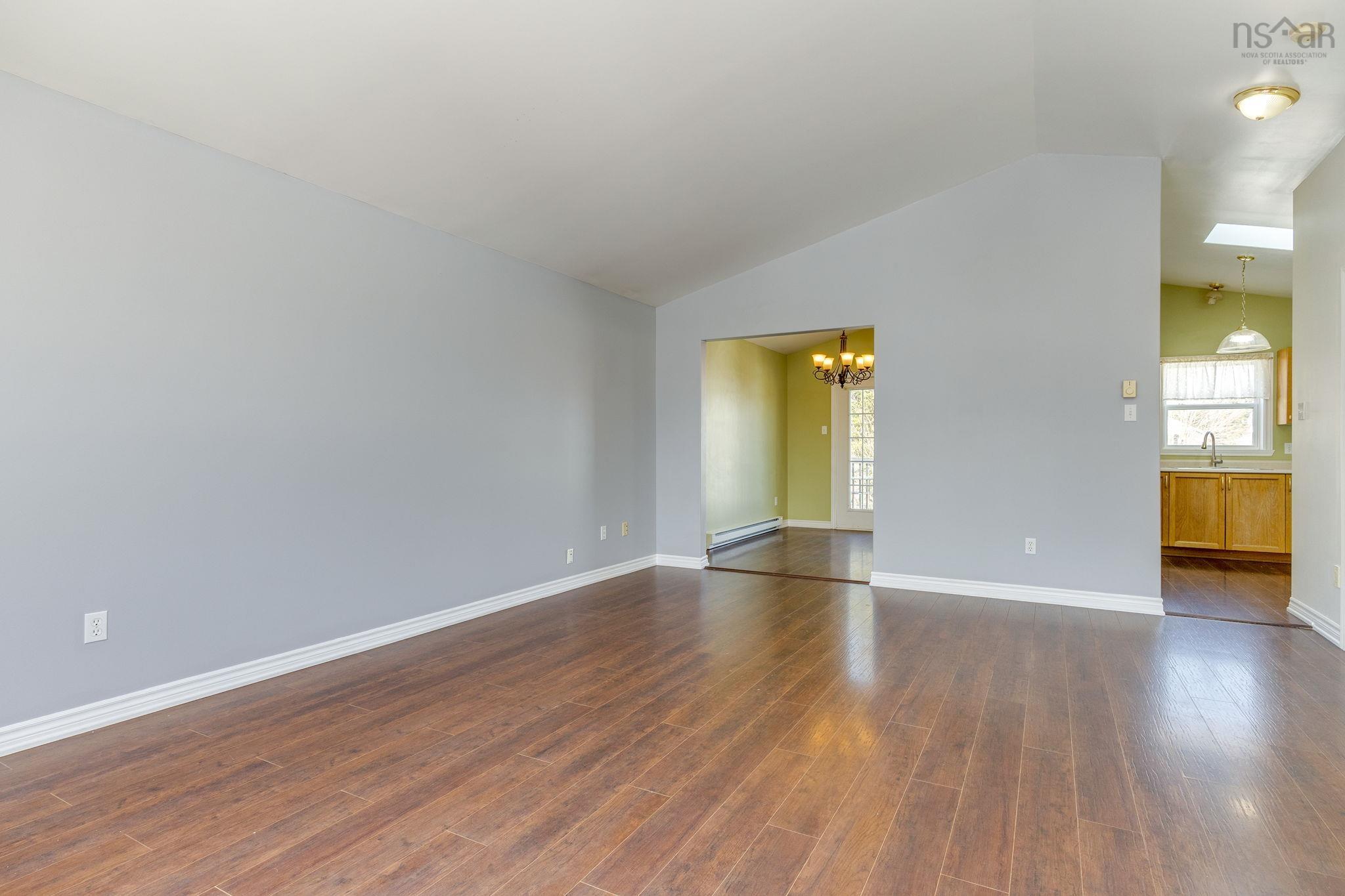 $439,900.00: 252 Jeep Crescent, South Brook