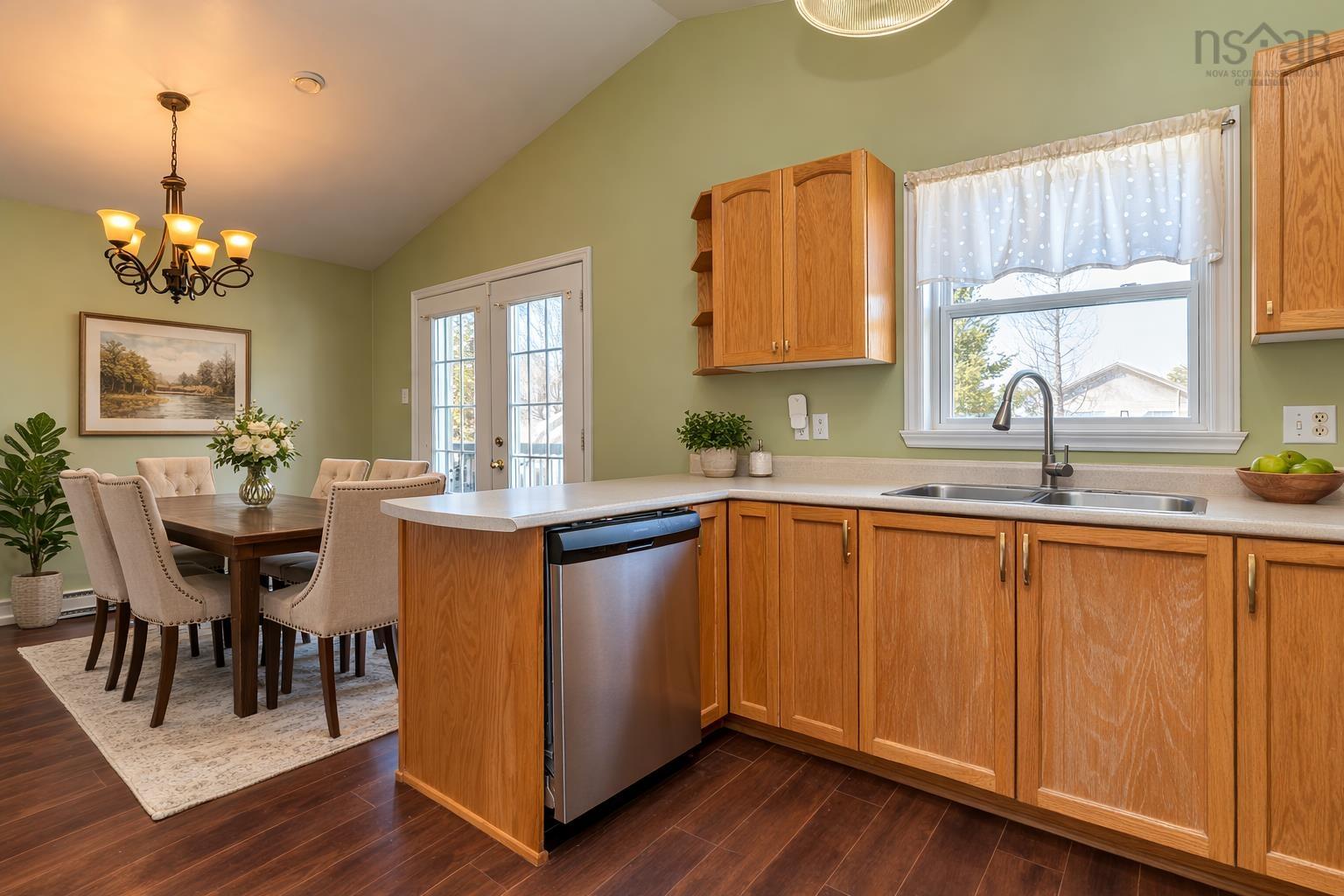 $439,900.00: 252 Jeep Crescent, South Brook