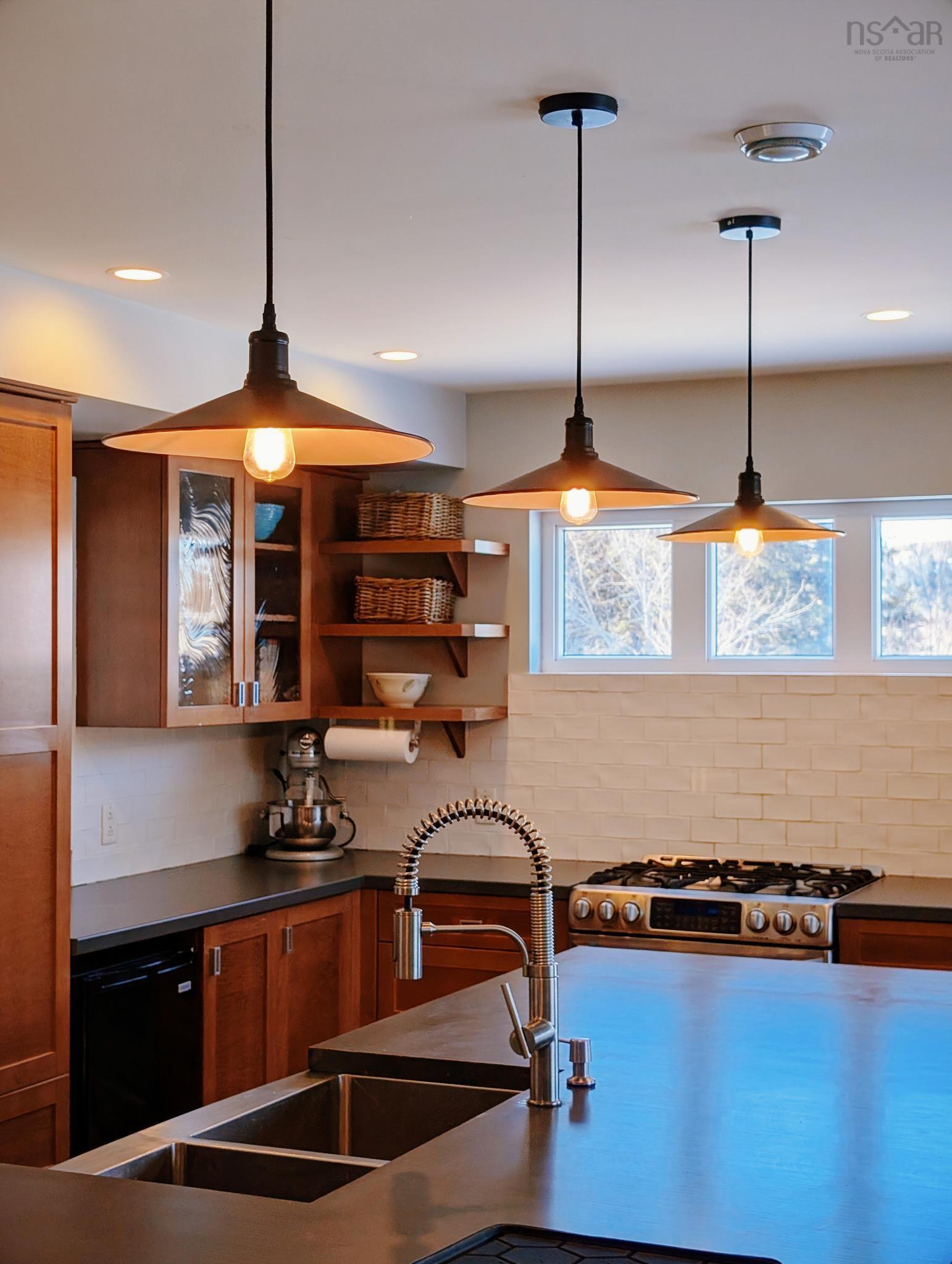 $750,000.00: 10055 19 Highway, Southwest Mabou