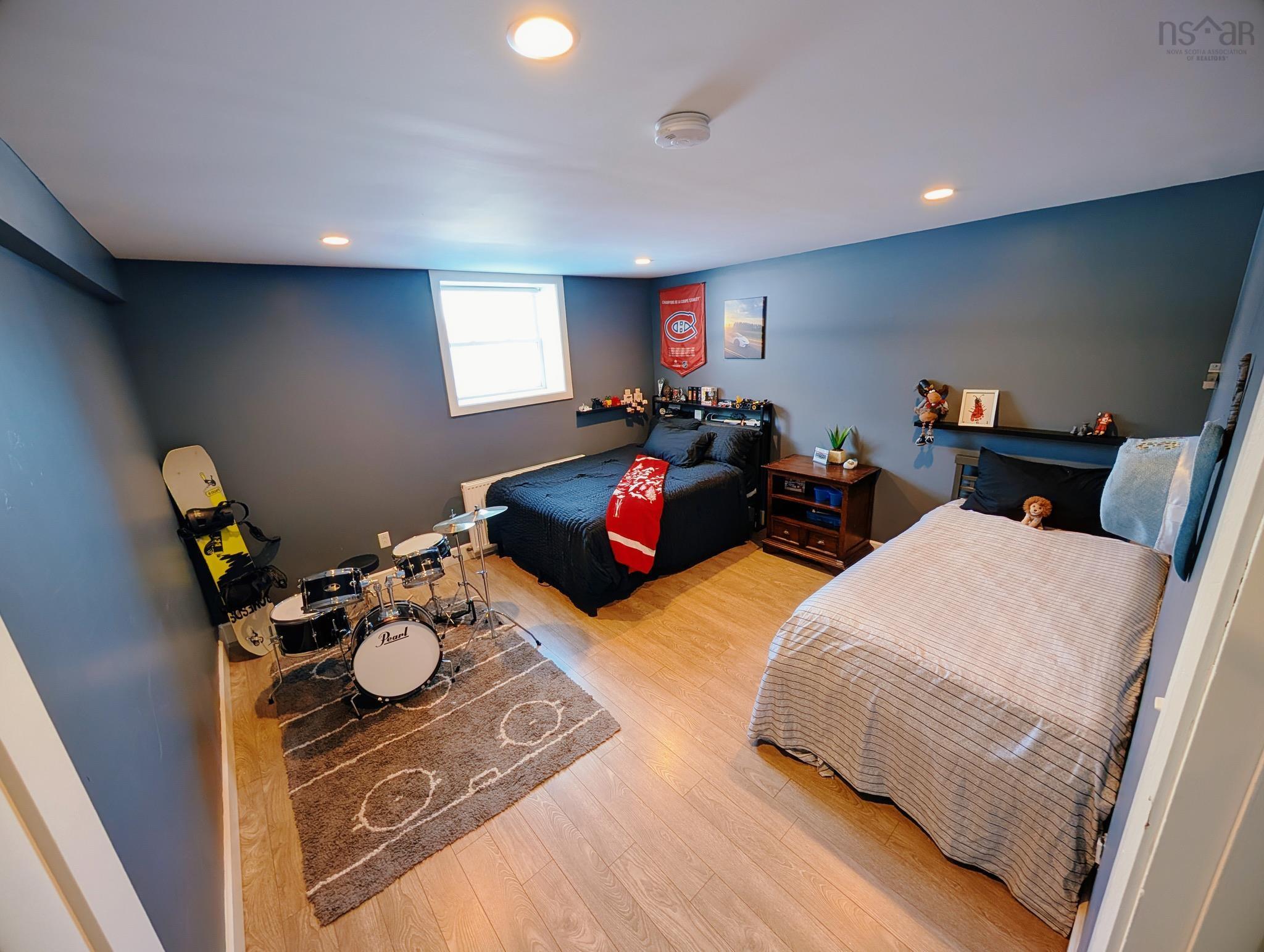 $750,000.00: 10055 19 Highway, Southwest Mabou