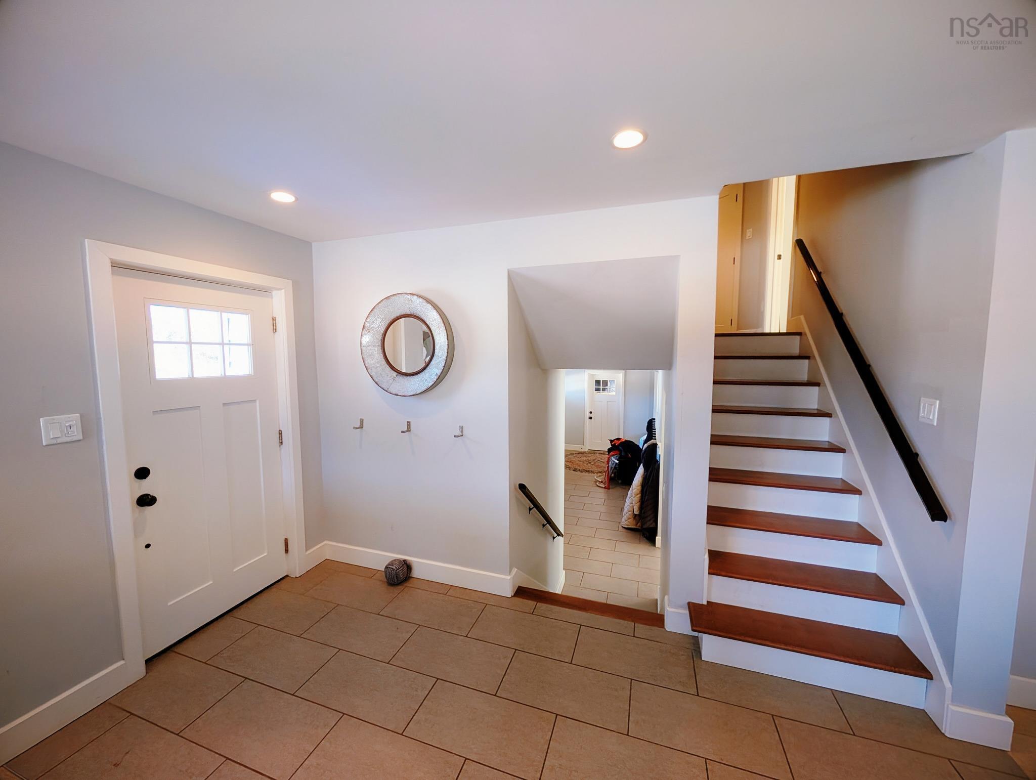 $750,000.00: 10055 19 Highway, Southwest Mabou