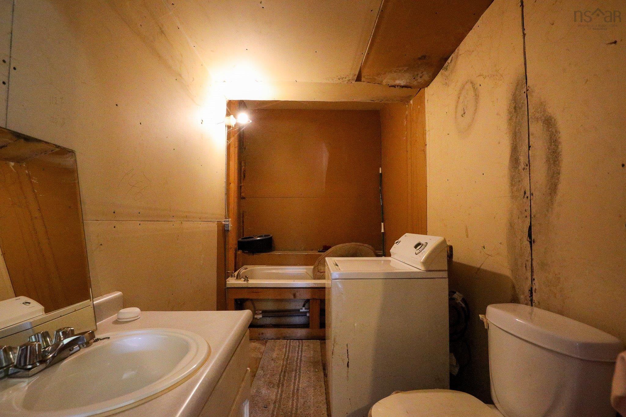 $60,000.00: 824 Beech Hill Road, Beech Hill Farms