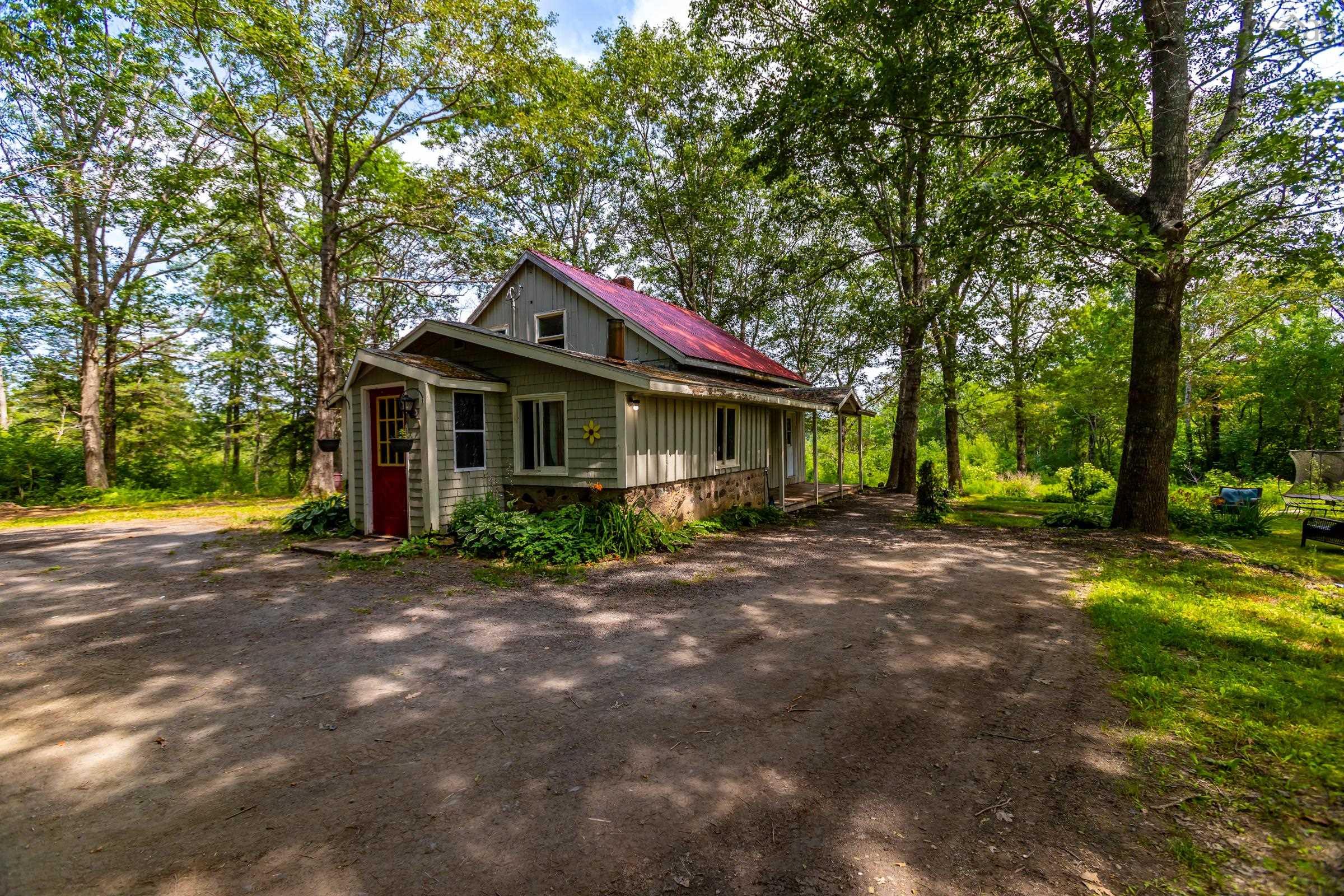 $165,000.00: 3862 Clementsvale Road, Clementsvale