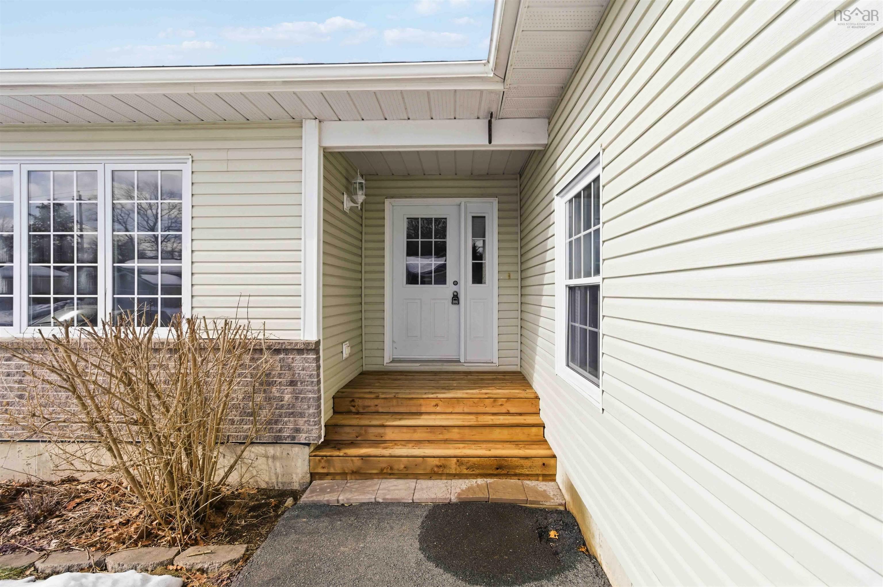 $499,000.00: 331 Hollingsworth Drive, Bridgewater