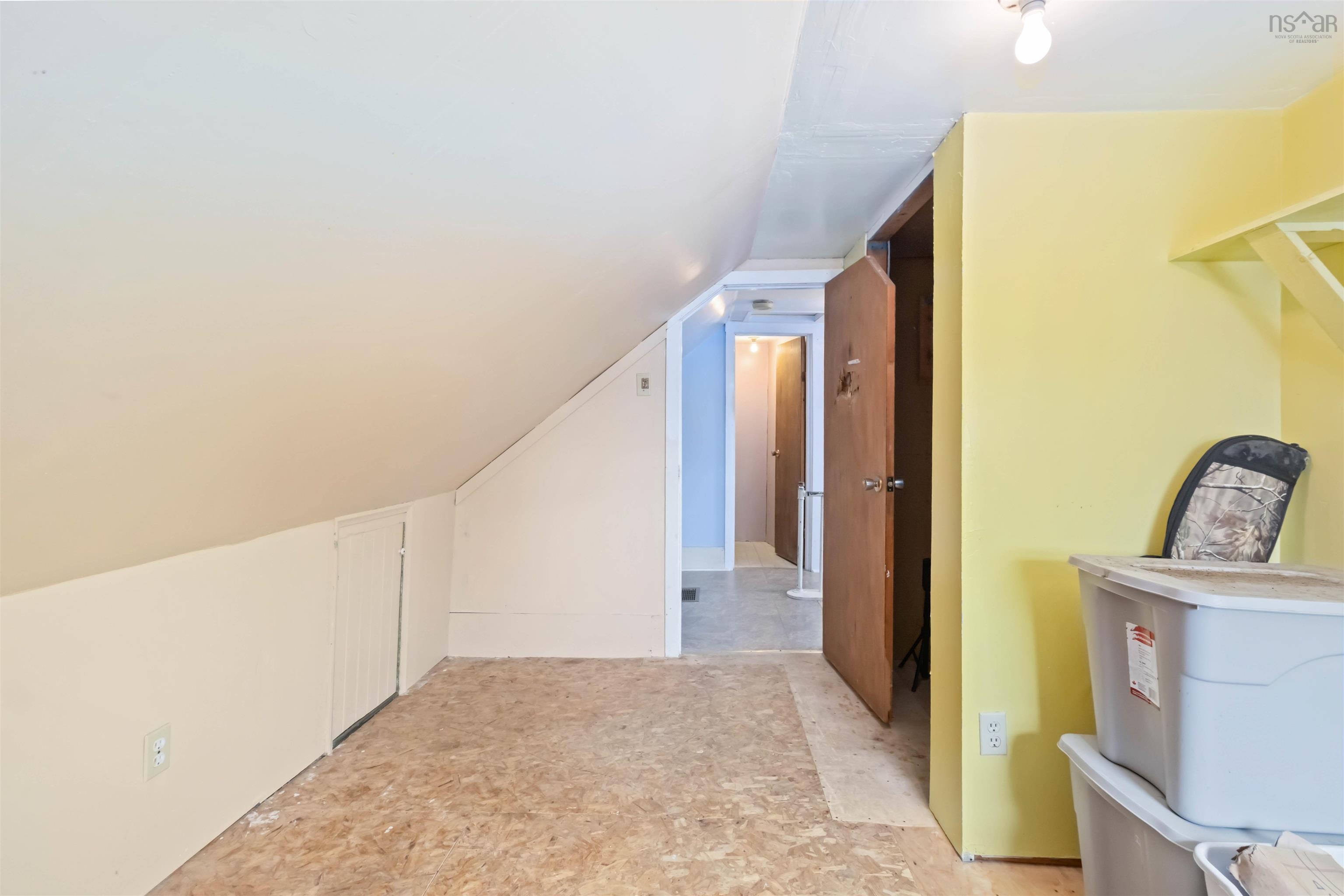 $299,000.00: 67 Croft Avenue, Crescent Beach