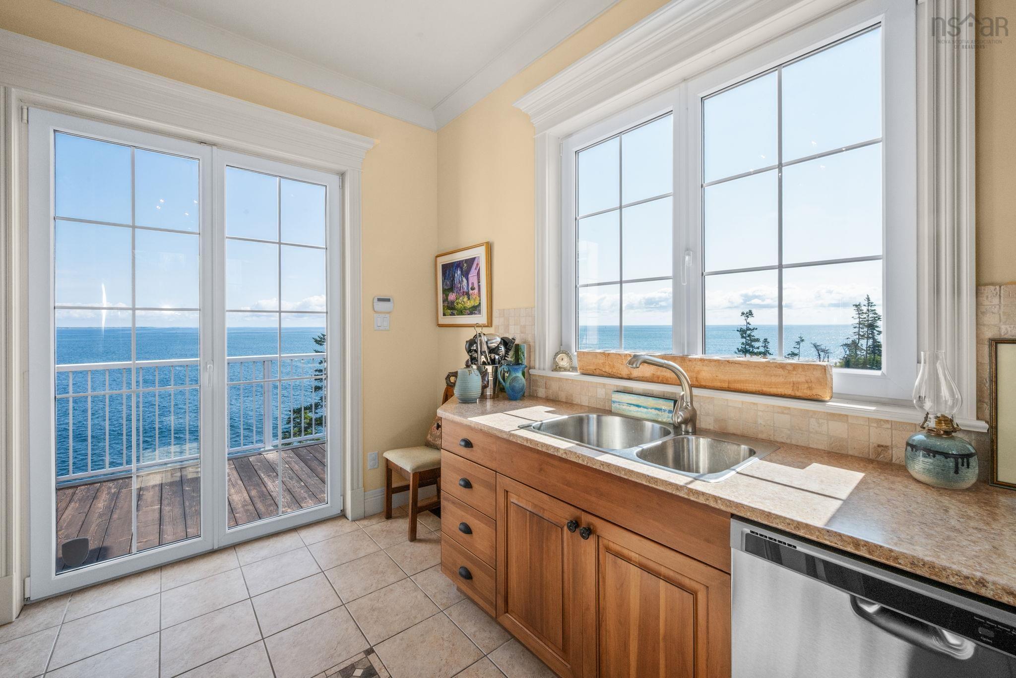 $2,899,000.00: 73 Kestrel Court, Halibut Bay