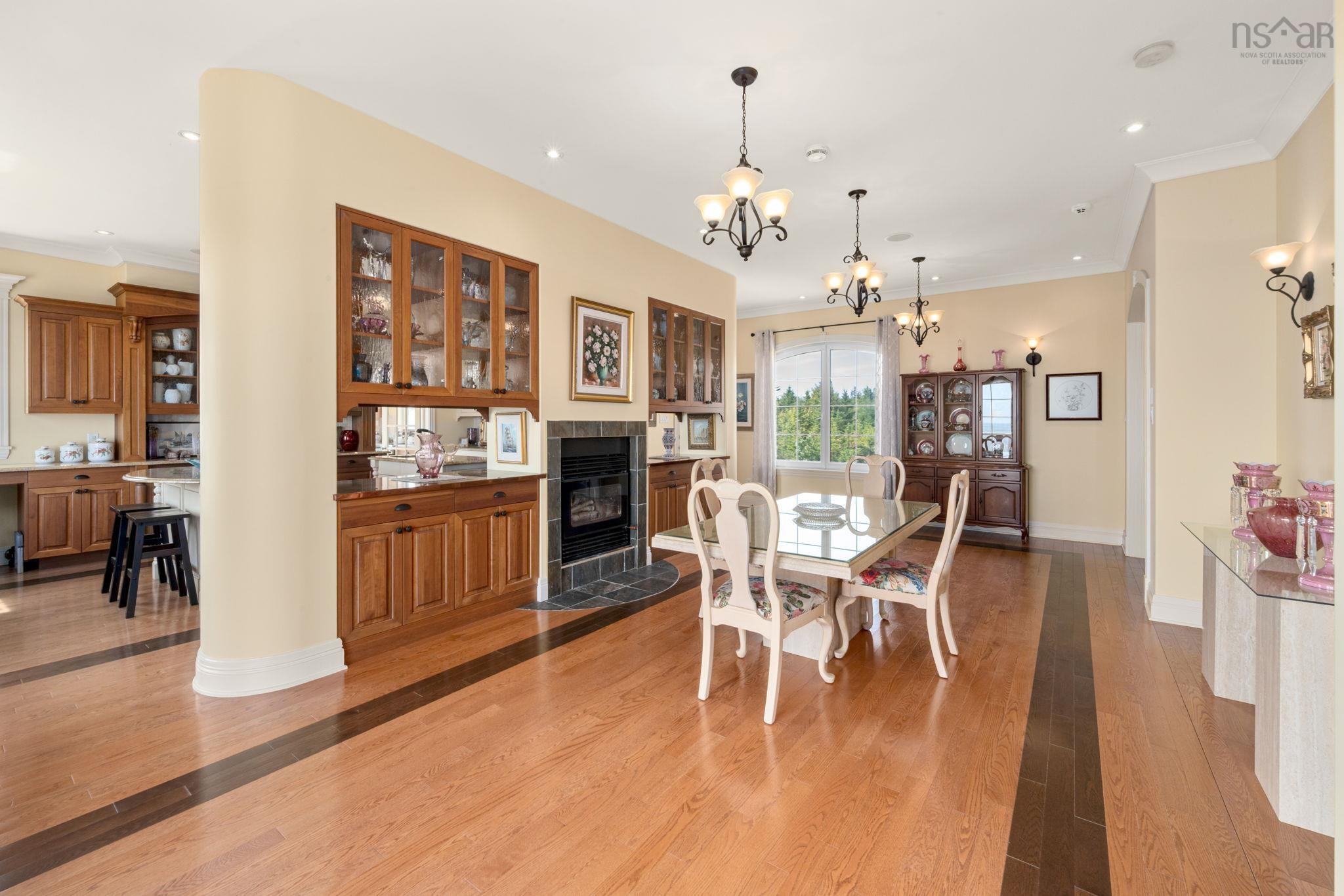 $2,899,000.00: 73 Kestrel Court, Halibut Bay