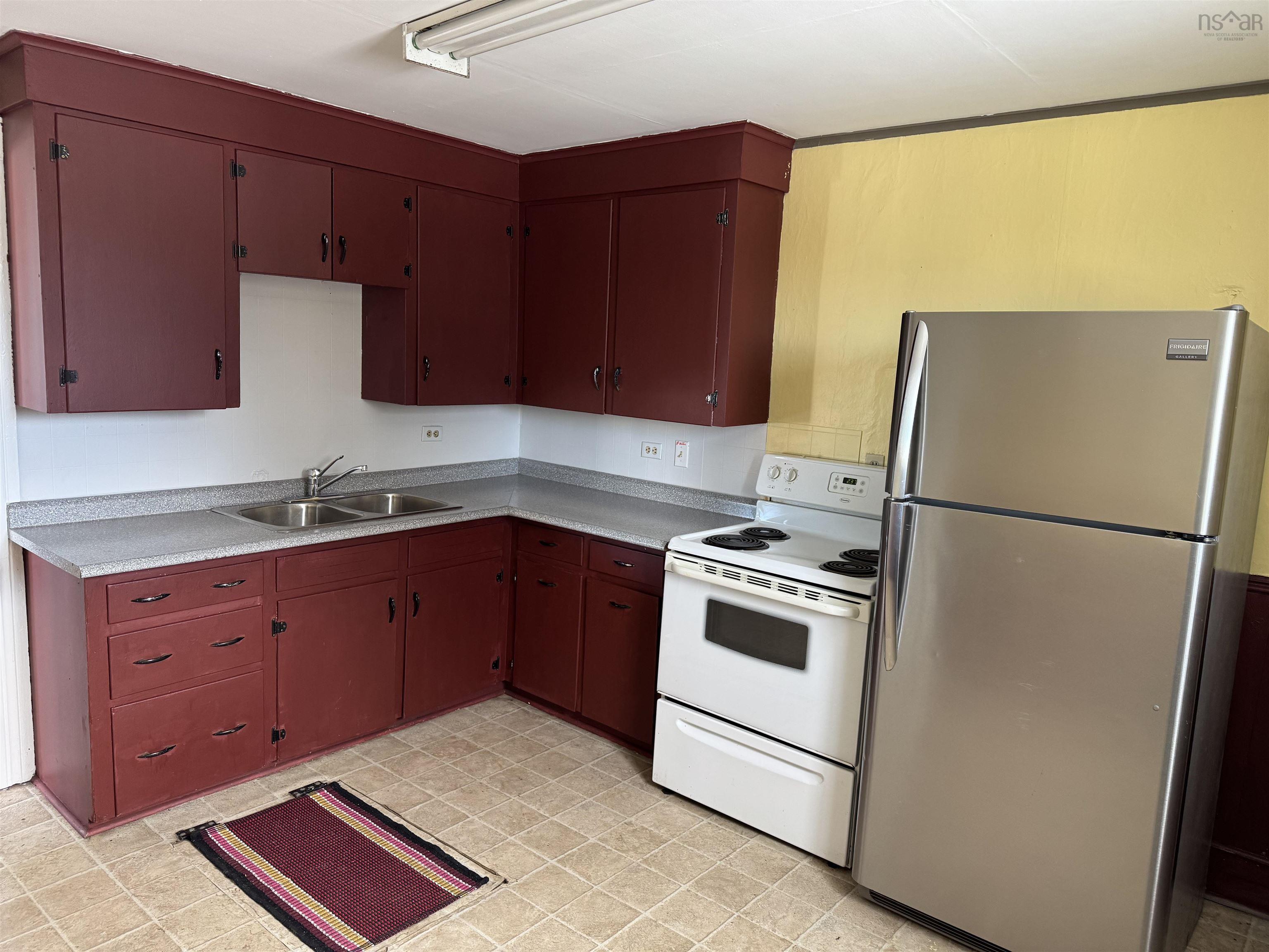 $109,000.00: 180 Rutherford Street, Stellarton