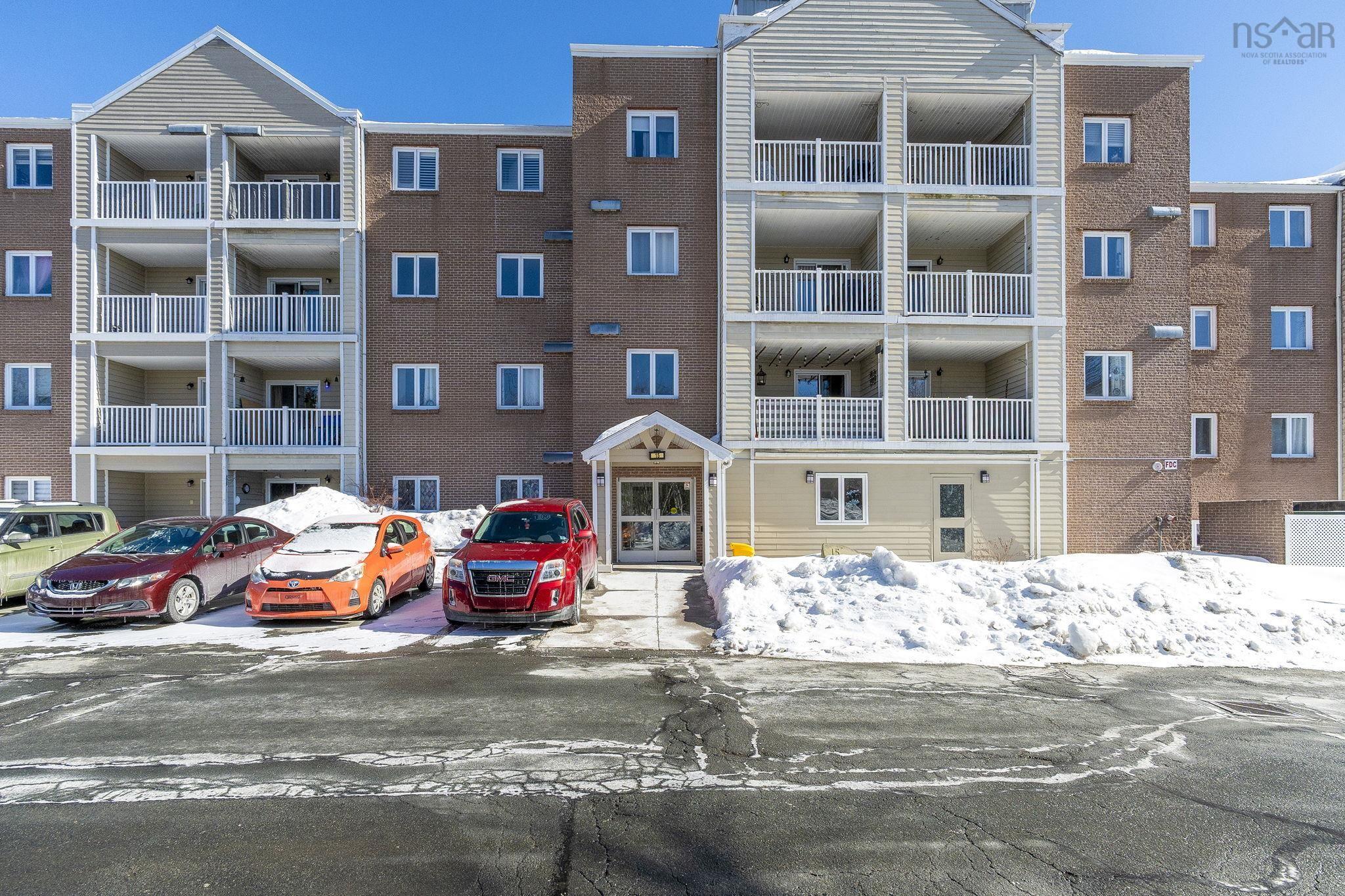 $325,000.00: 308 15 Langbrae Drive, Clayton Park