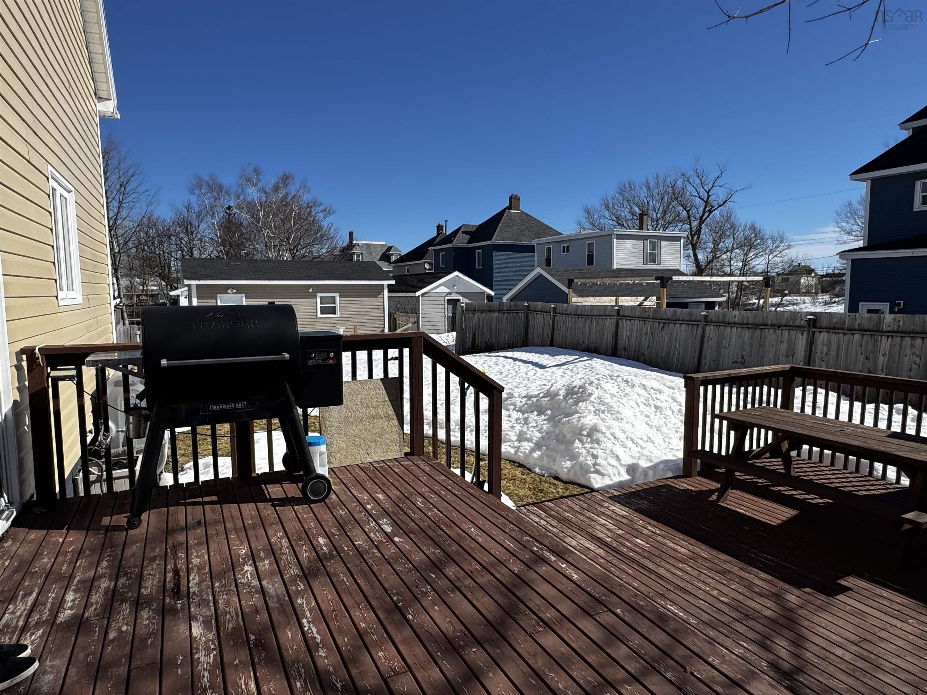 $319,900.00: 75 Lower MacLean Street, Glace Bay