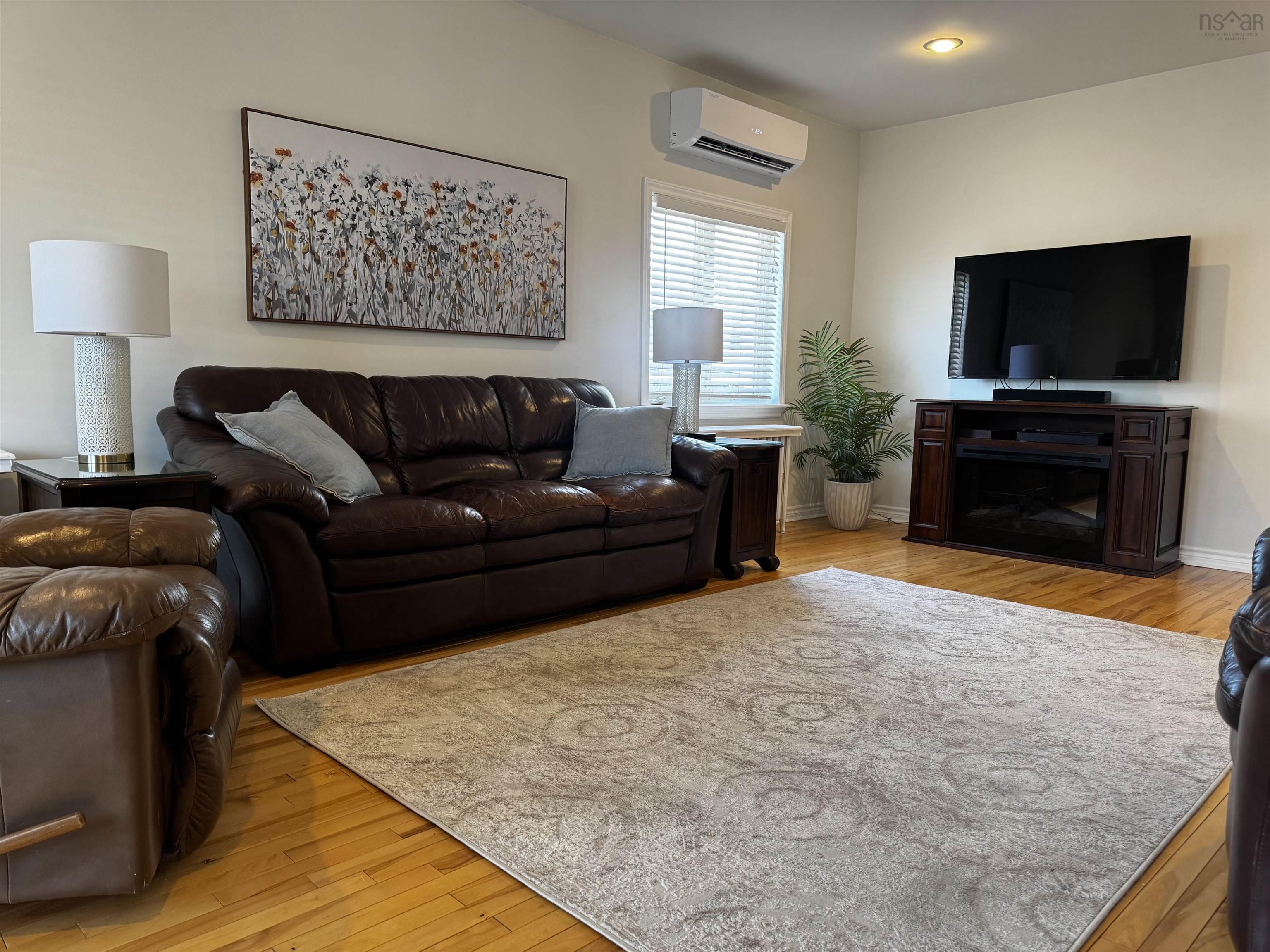 $319,900.00: 75 Lower MacLean Street, Glace Bay