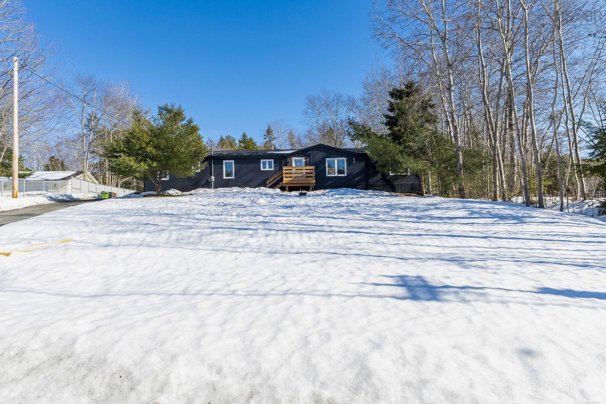 $489,900.00: 4880 Highway 2, Wellington