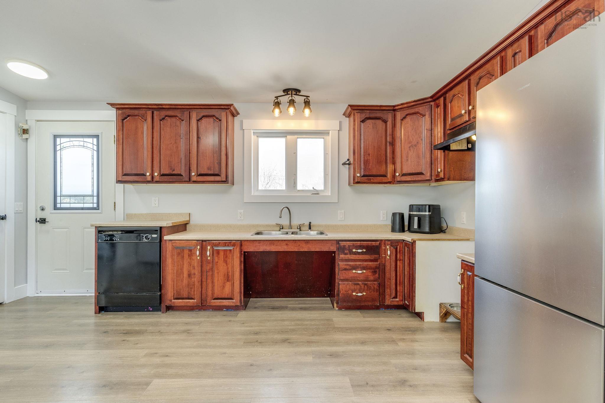 $489,900.00: 4880 Highway 2, Wellington