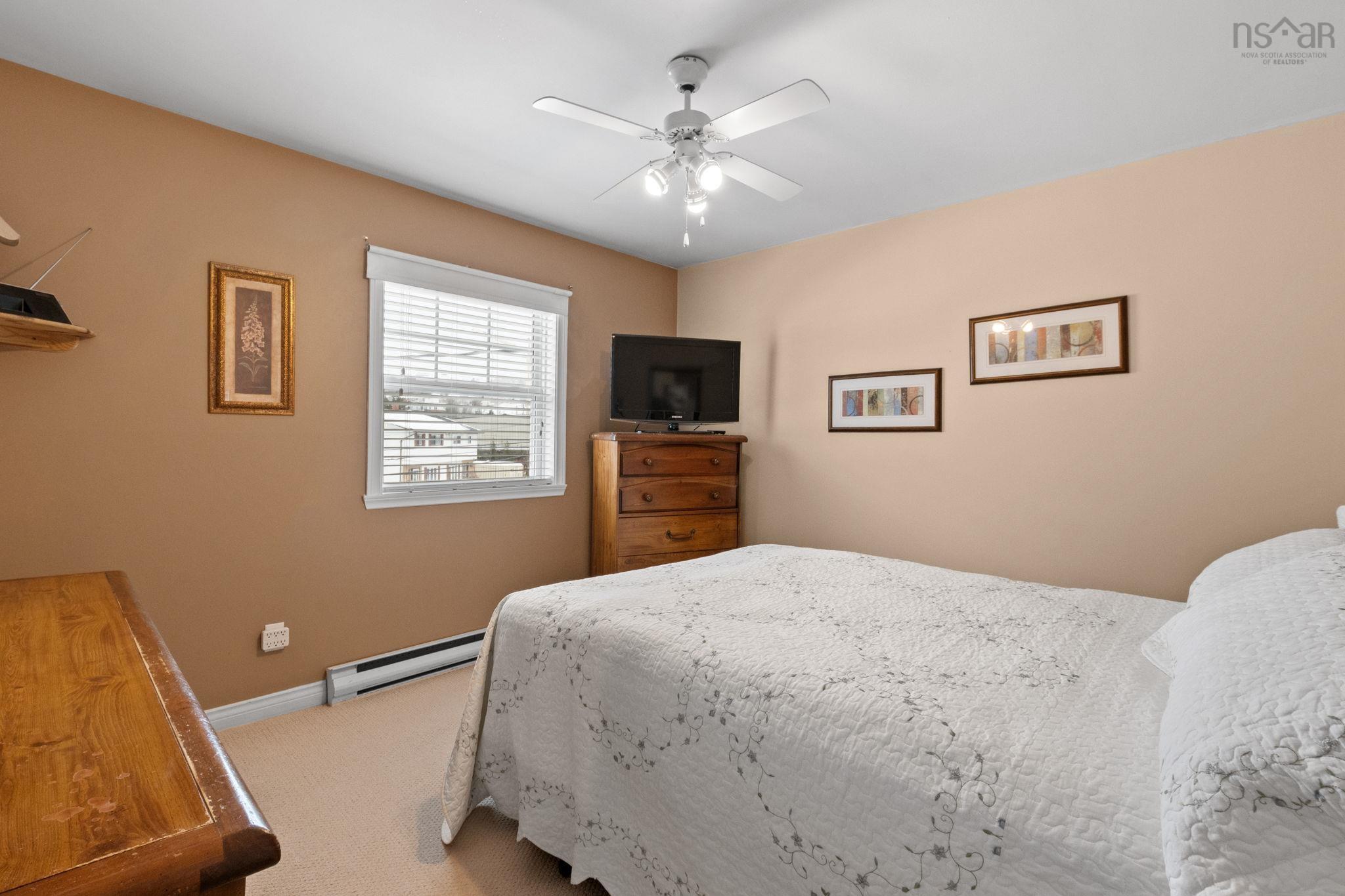 $425,000.00: 36 Armoyan Drive, Lower Sackville