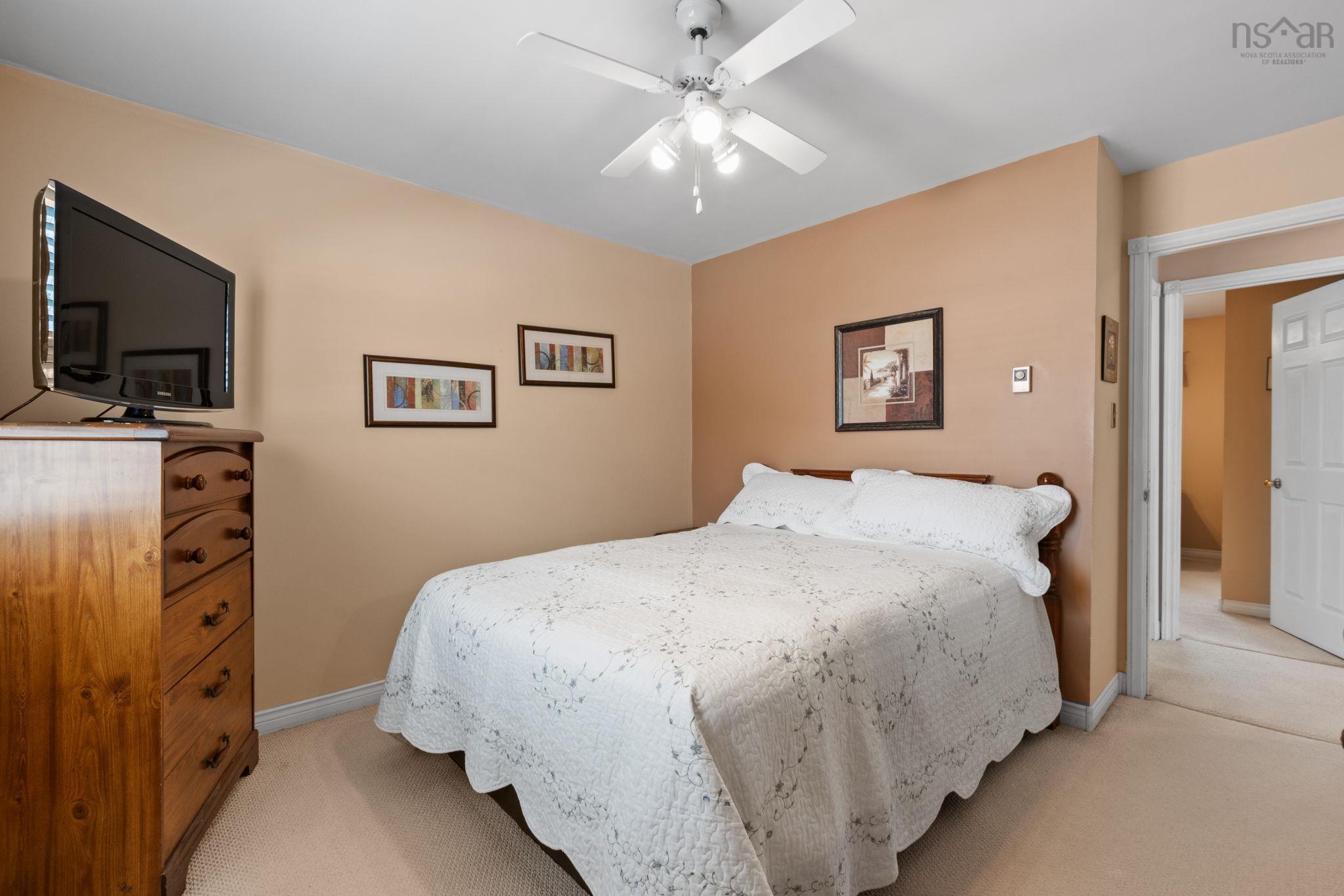 $425,000.00: 36 Armoyan Drive, Lower Sackville