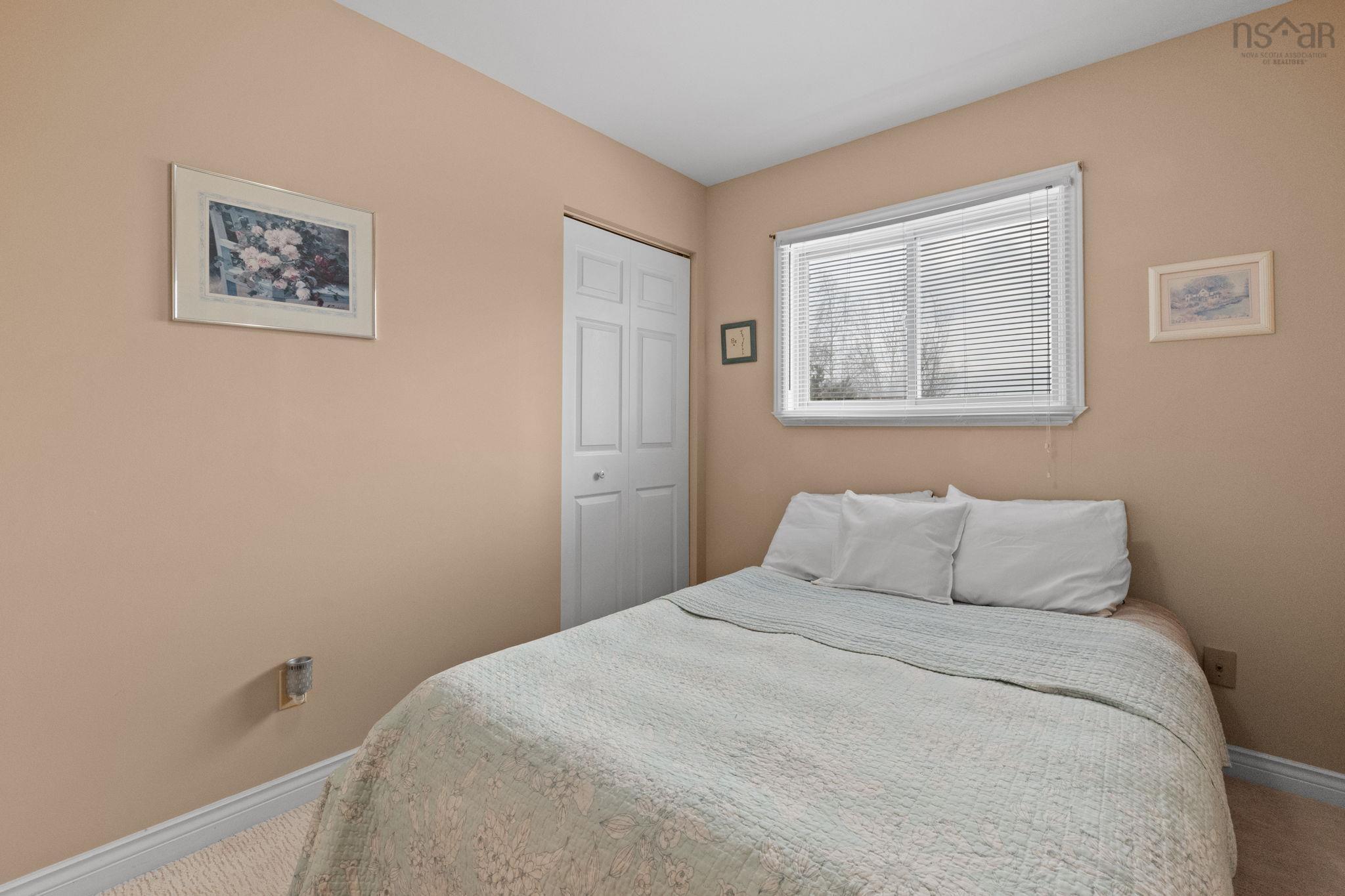 $425,000.00: 36 Armoyan Drive, Lower Sackville