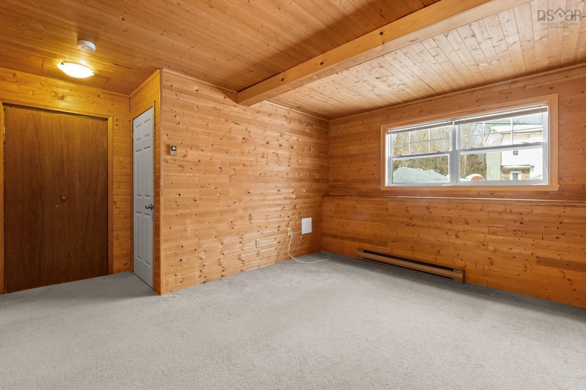 $425,000.00: 36 Armoyan Drive, Lower Sackville