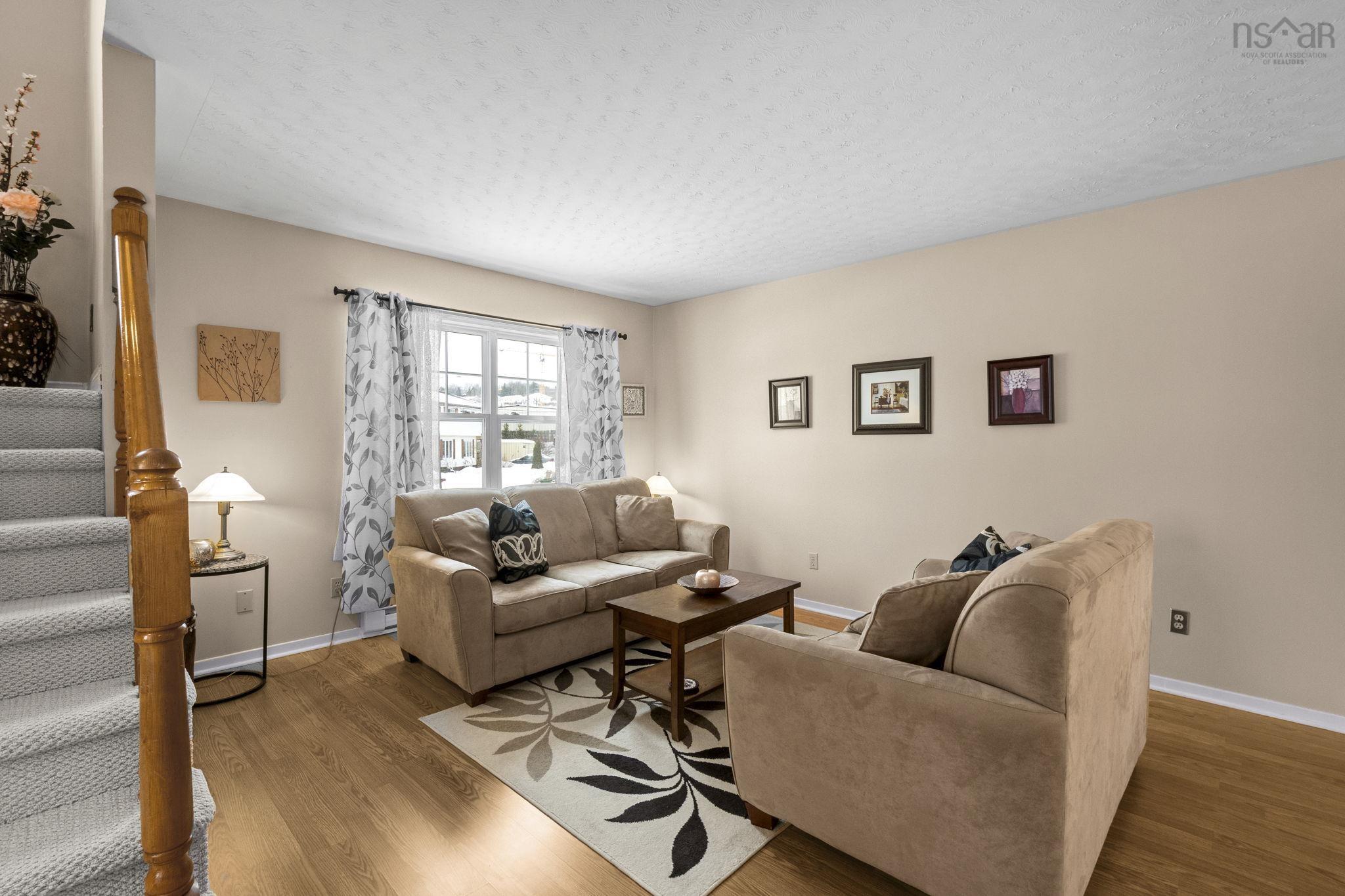 $425,000.00: 36 Armoyan Drive, Lower Sackville