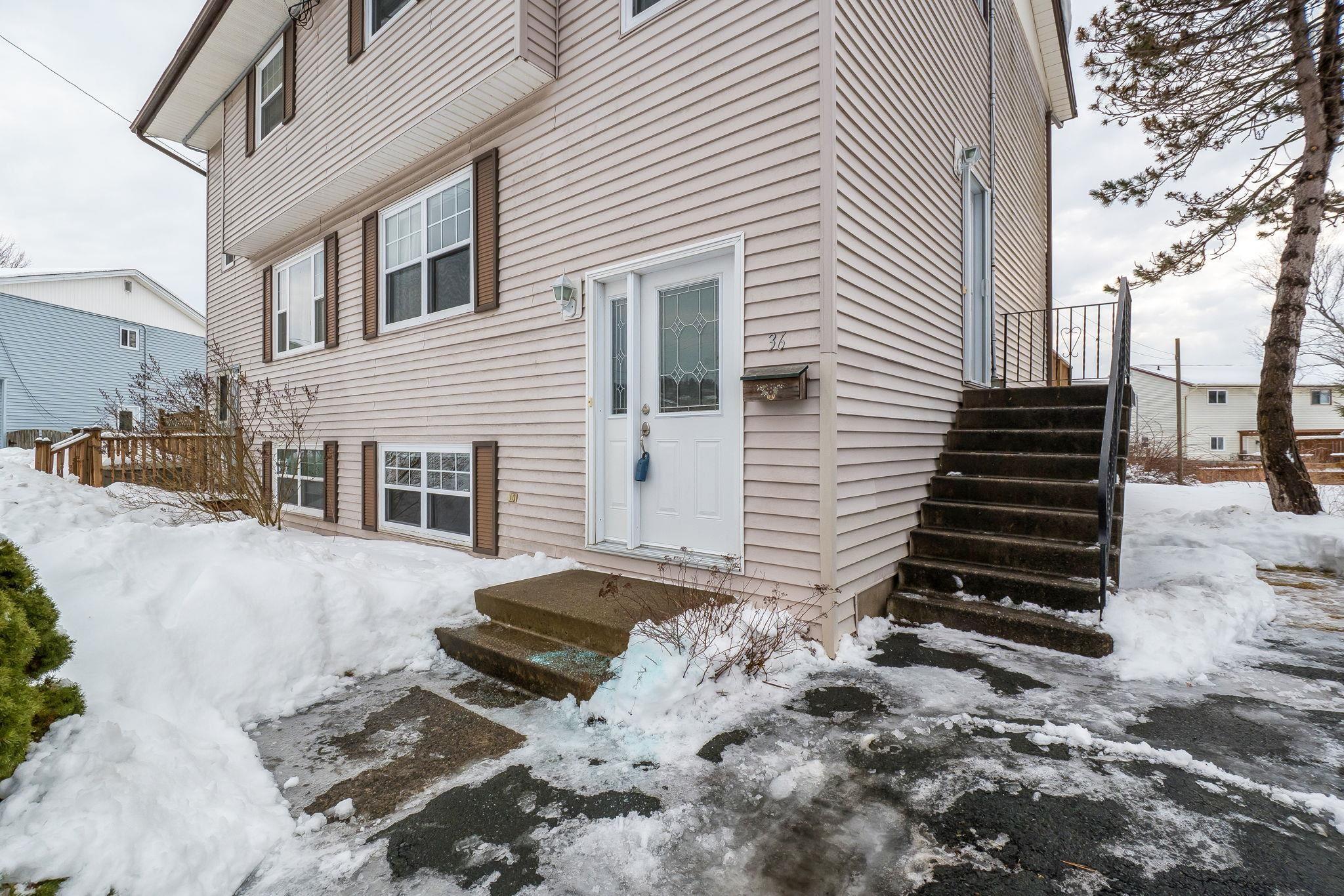 $425,000.00: 36 Armoyan Drive, Lower Sackville