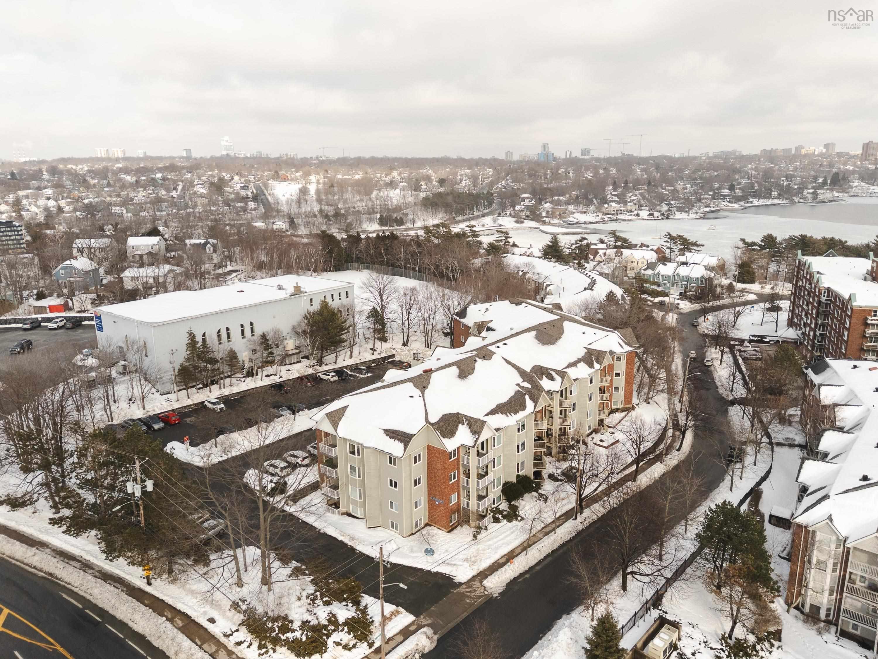 $389,900.00: 211 12 Spinnaker Drive, Halifax