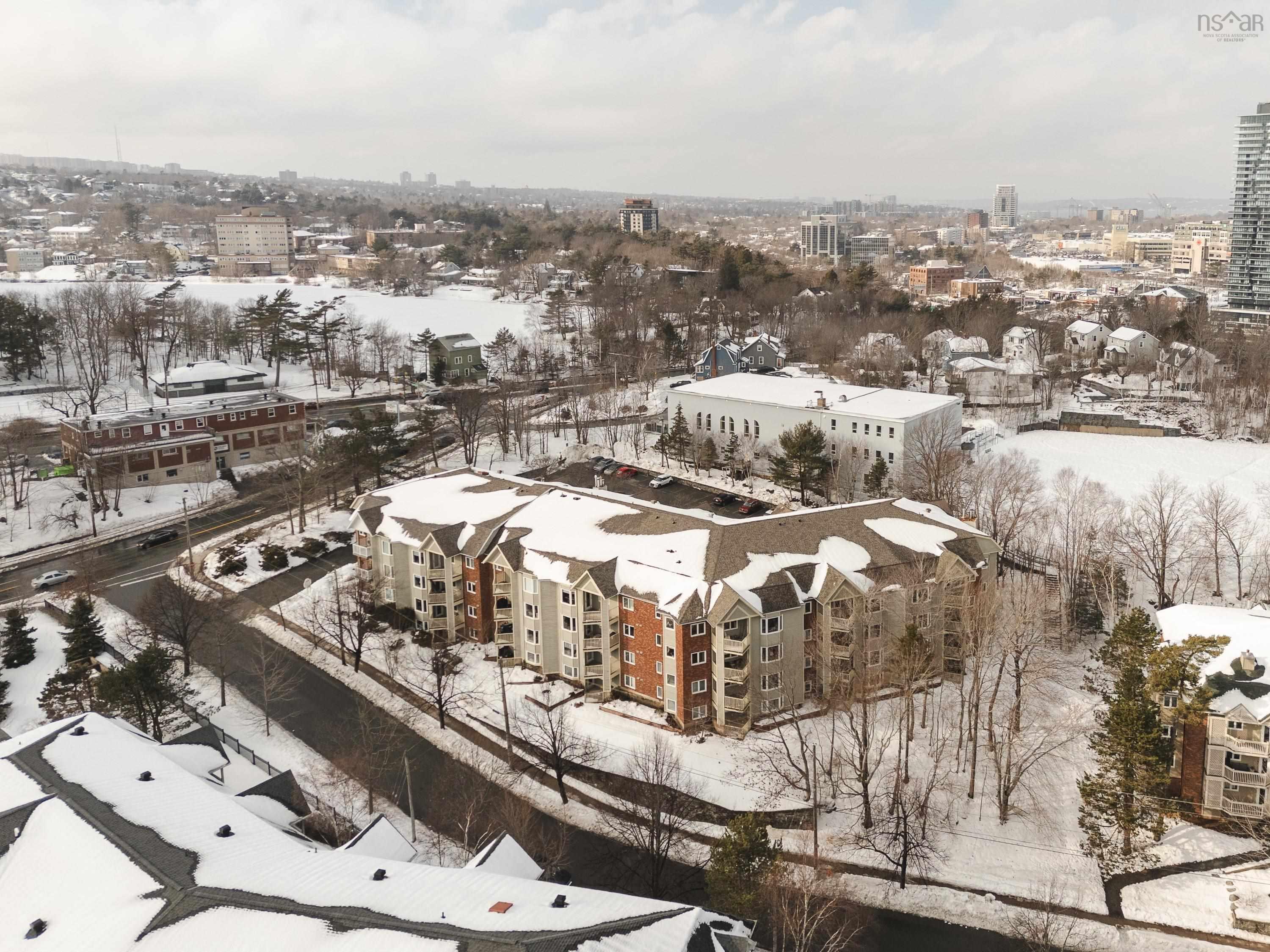 $389,900.00: 211 12 Spinnaker Drive, Halifax