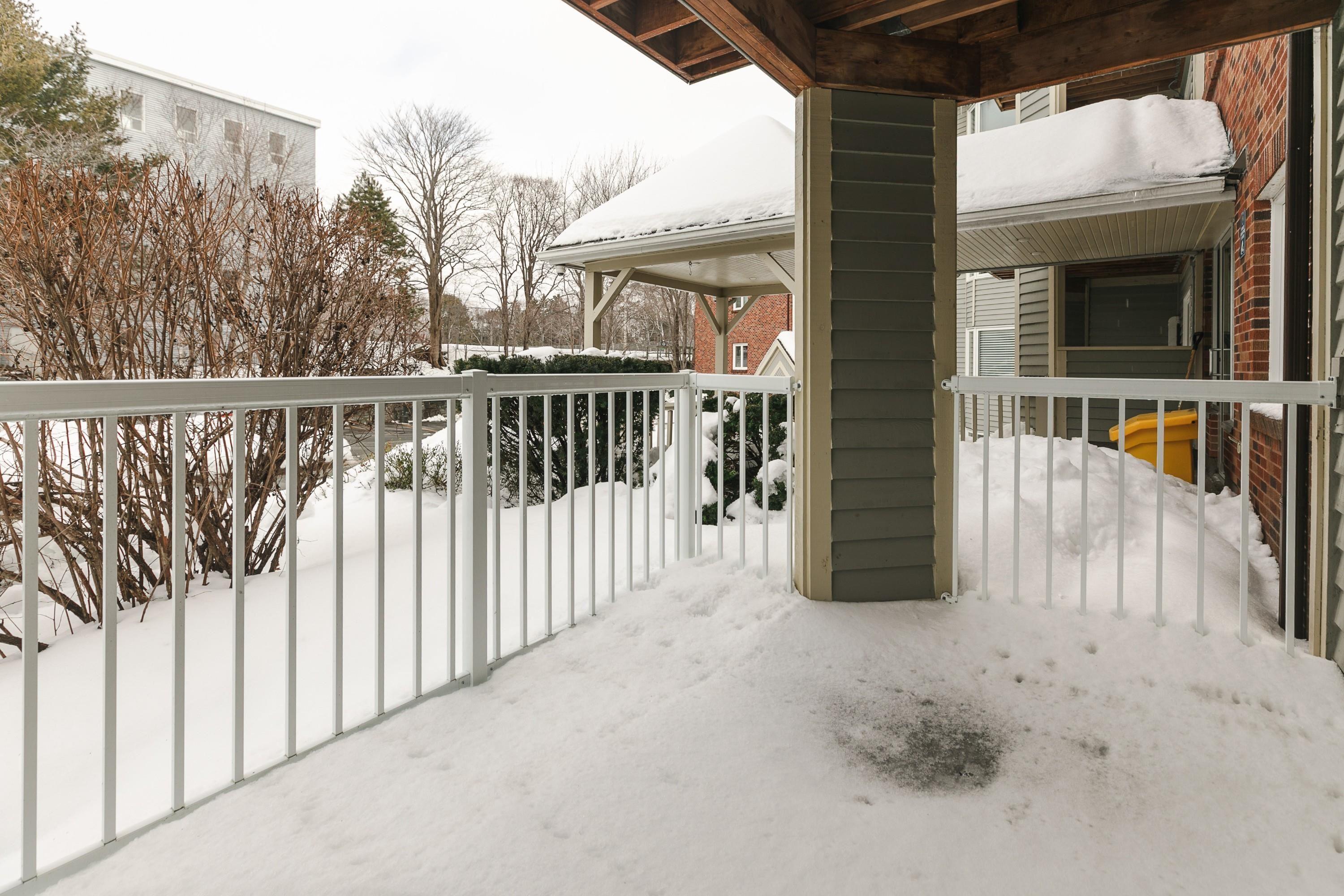 $389,900.00: 211 12 Spinnaker Drive, Halifax