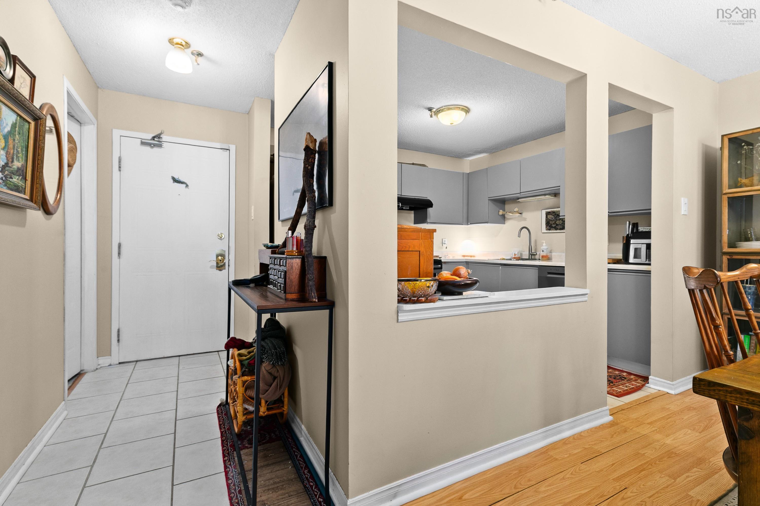 $389,900.00: 211 12 Spinnaker Drive, Halifax