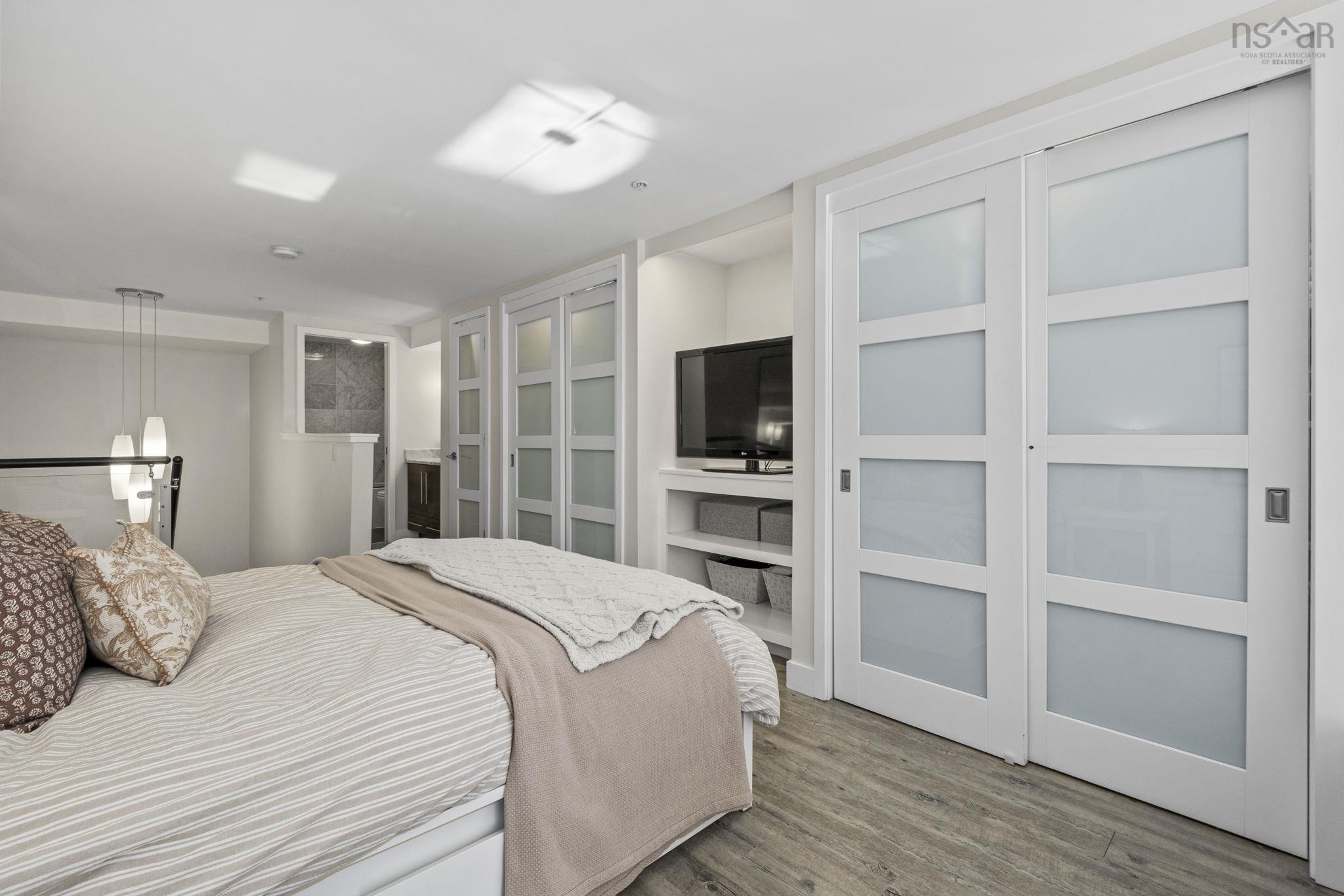 $575,000.00: 216 5662 Roberts Street, Halifax