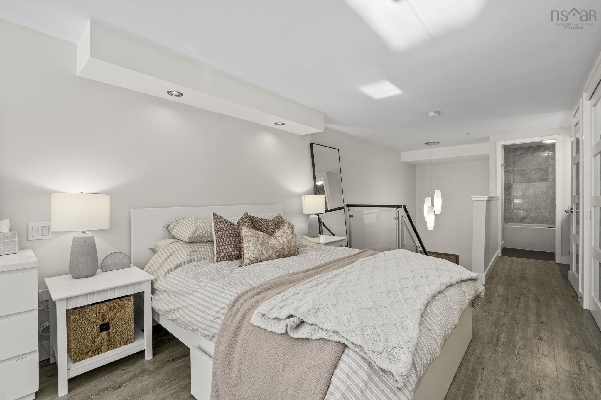 $575,000.00: 216 5662 Roberts Street, Halifax