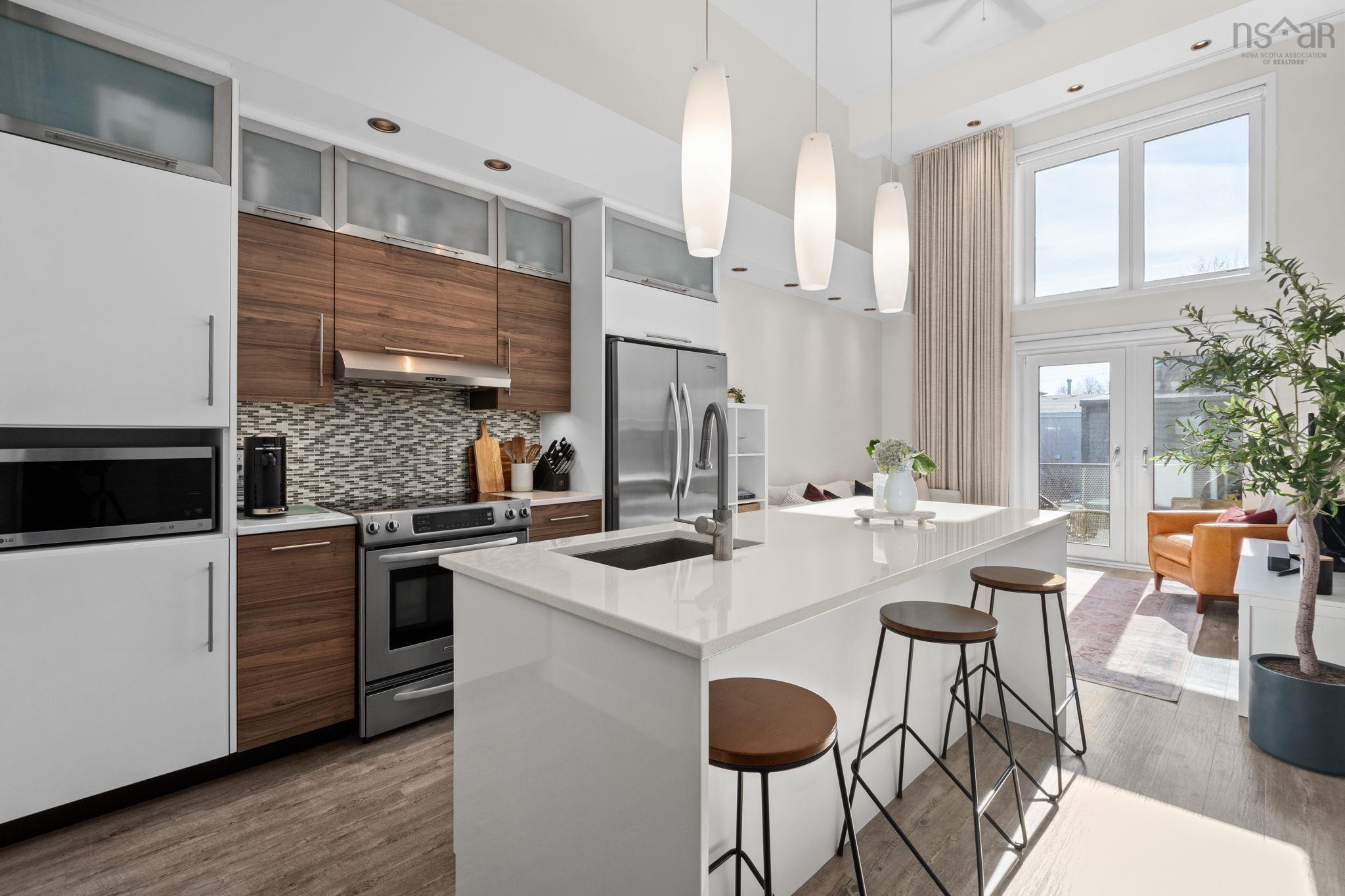 $575,000.00: 216 5662 Roberts Street, Halifax