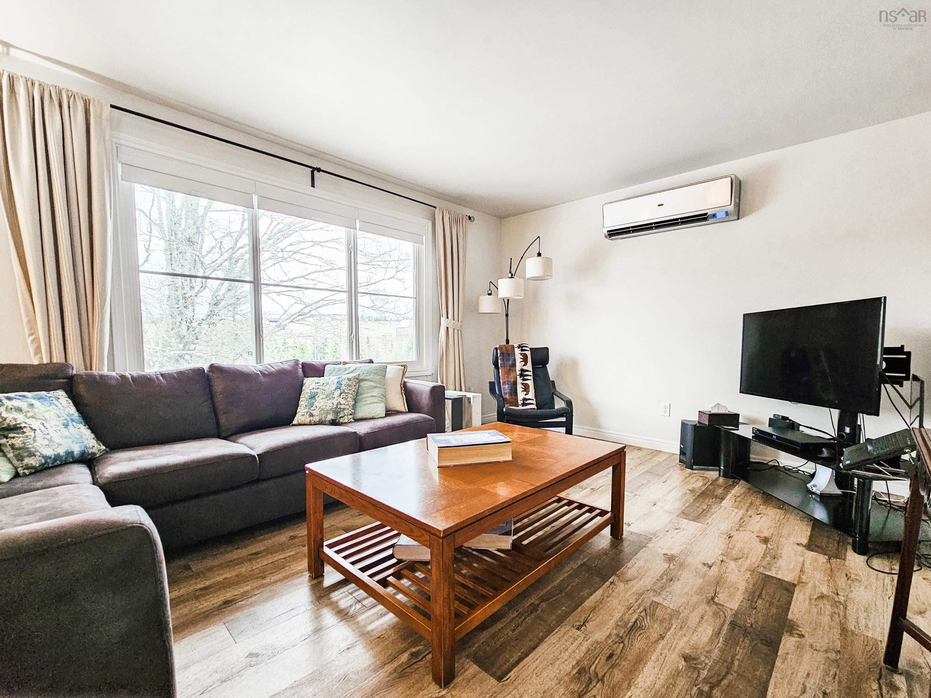 $419,000.00: 3896 311 Highway, Nuttby