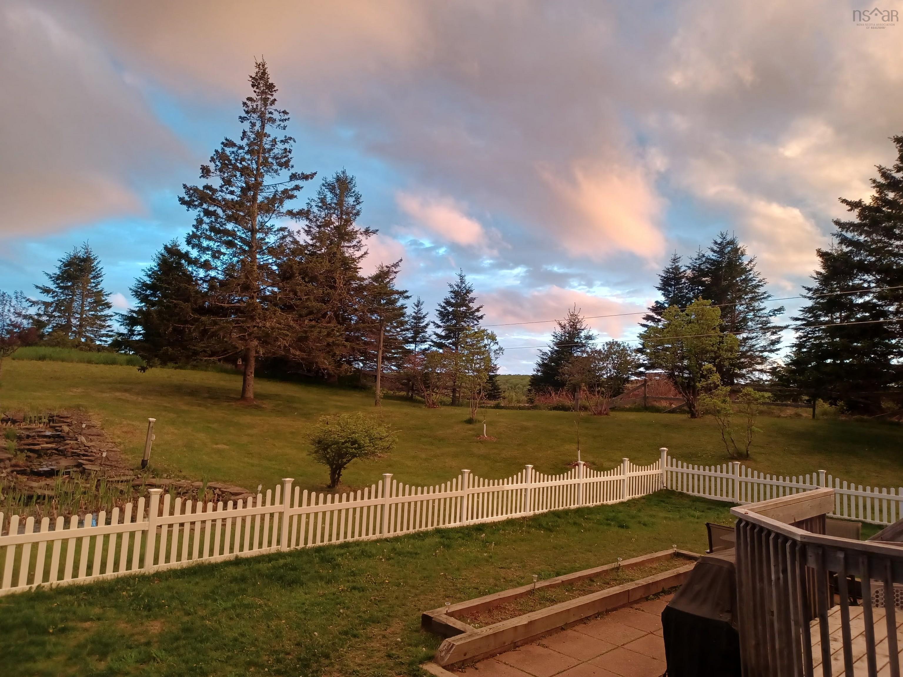 $419,000.00: 3896 311 Highway, Nuttby