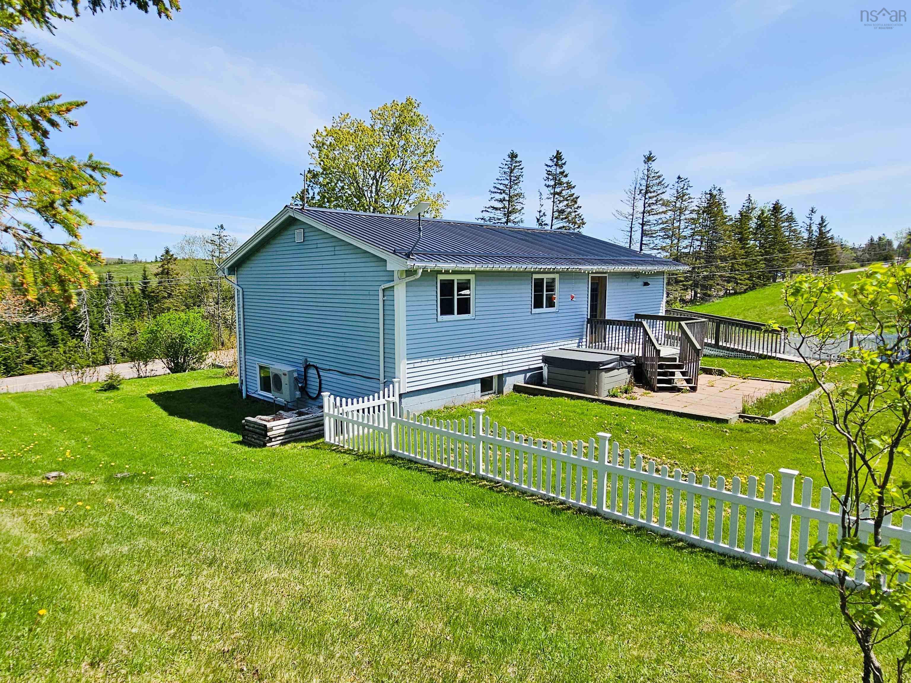 $409,000.00: 3896 311 Highway, Nuttby