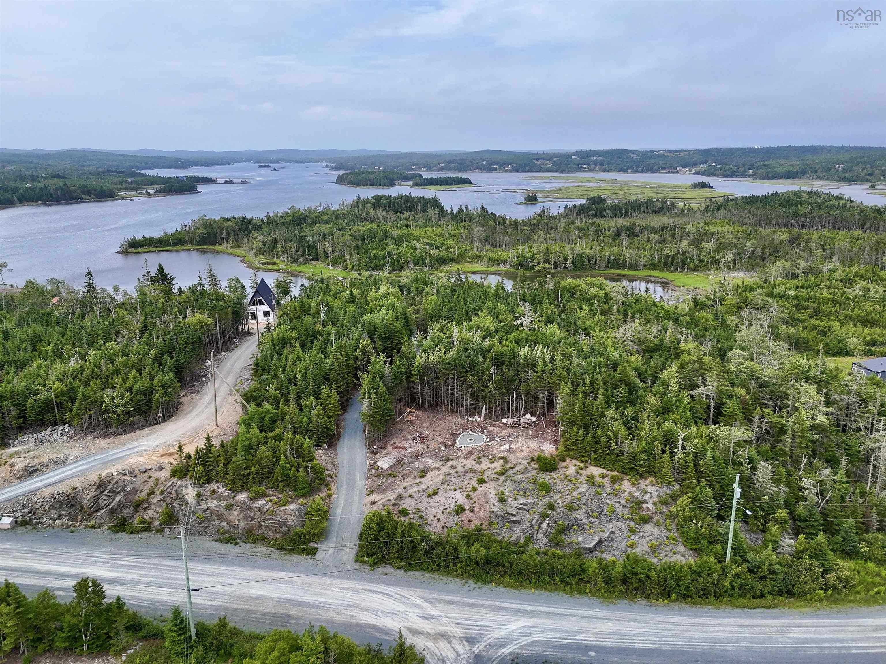 $199,000.00: 184 Westside Inlet Drive, West Petpeswick