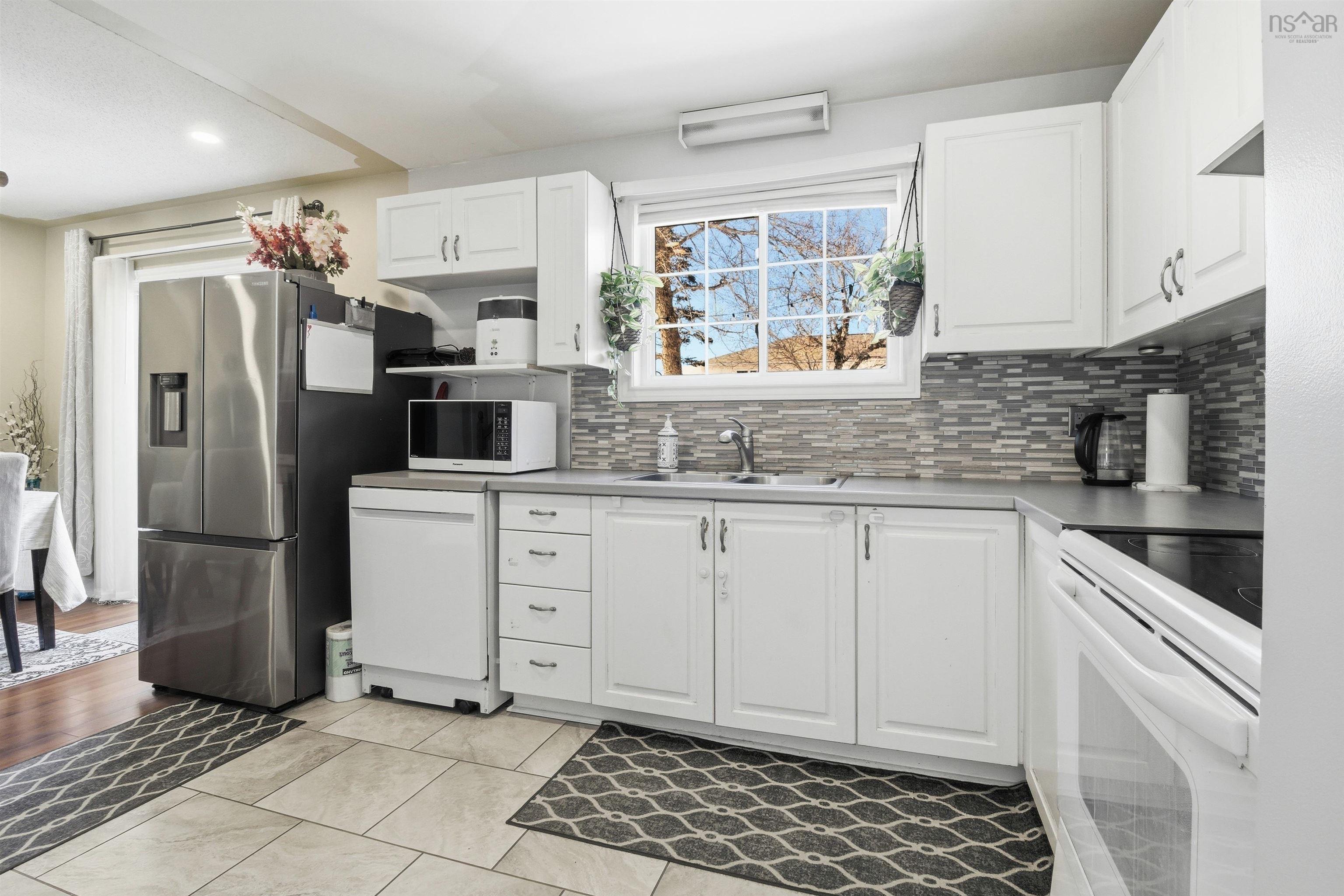 $460,000.00: 40 Sugar Maple Drive, Timberlea