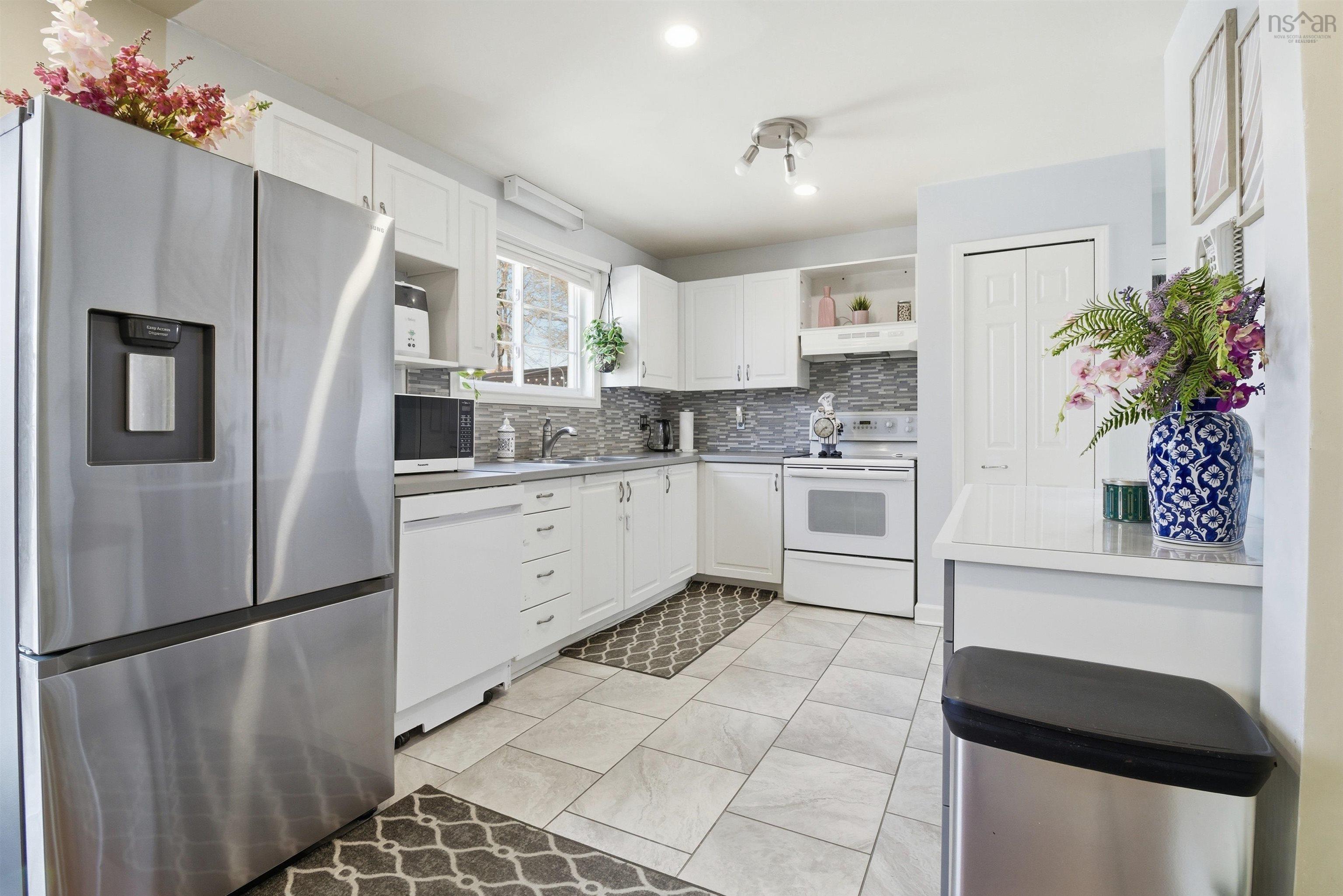 $460,000.00: 40 Sugar Maple Drive, Timberlea