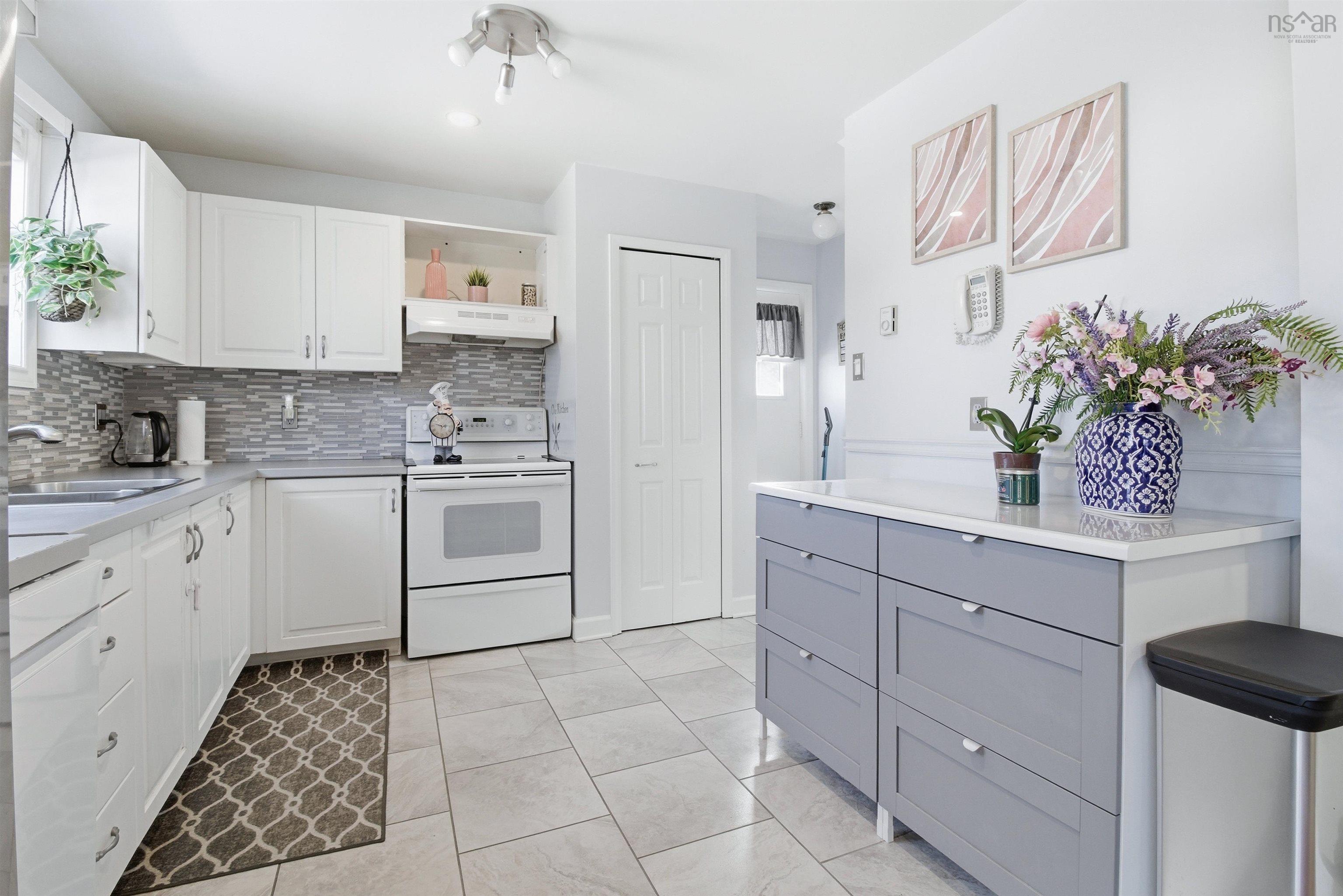 $460,000.00: 40 Sugar Maple Drive, Timberlea