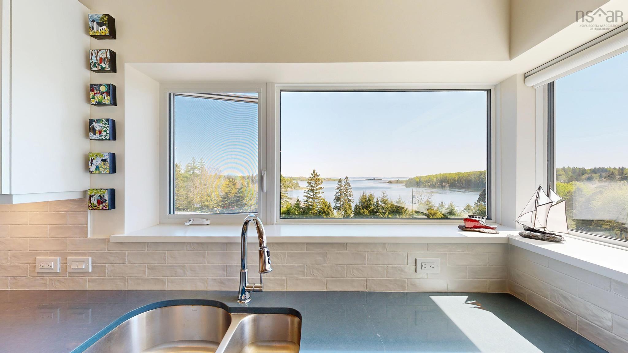 $1,235,000.00: 207 Hebb Point Road, Heckmans Island