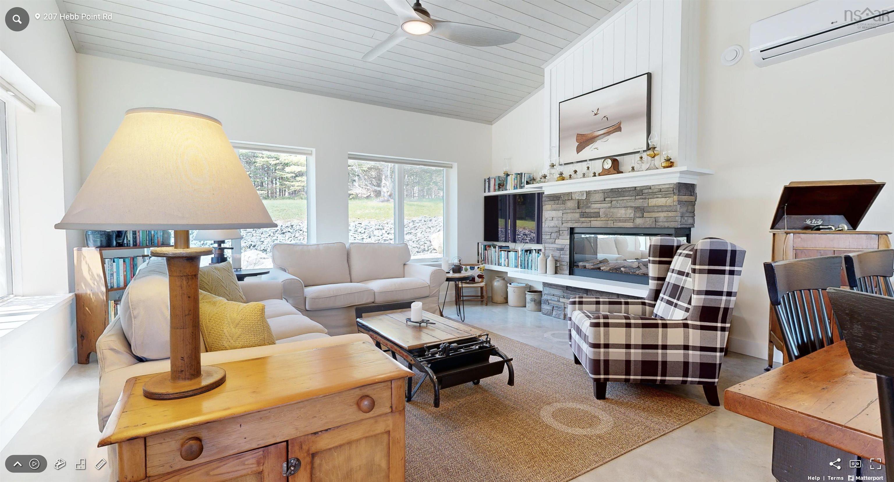 $1,235,000.00: 207 Hebb Point Road, Heckmans Island