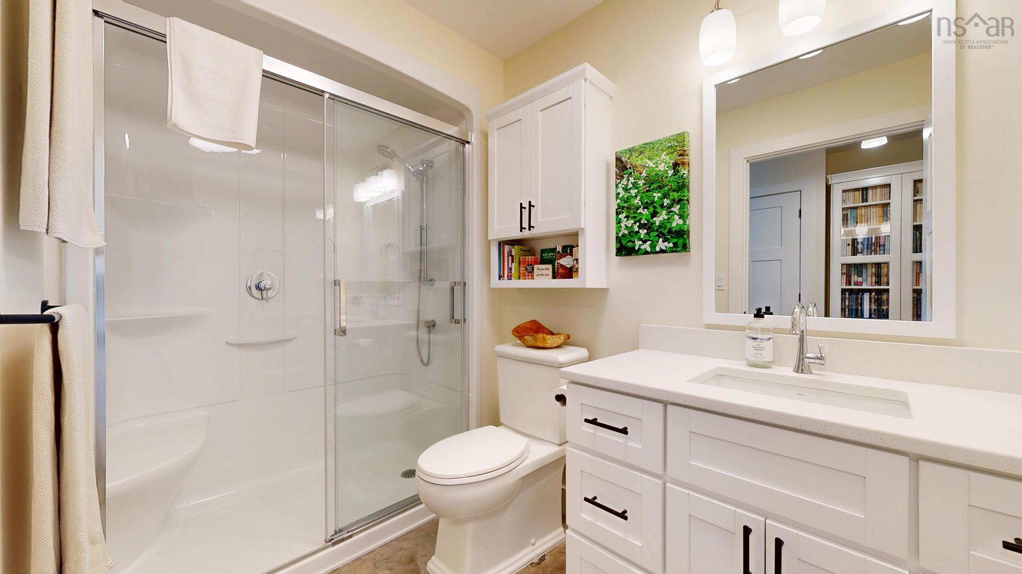 $1,235,000.00: 207 Hebb Point Road, Heckmans Island