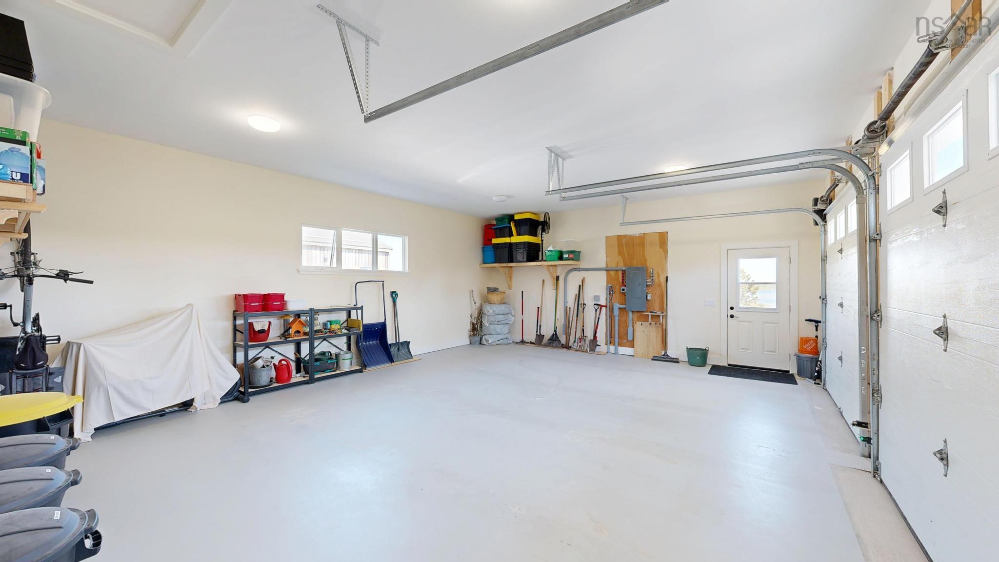 $1,235,000.00: 207 Hebb Point Road, Heckmans Island