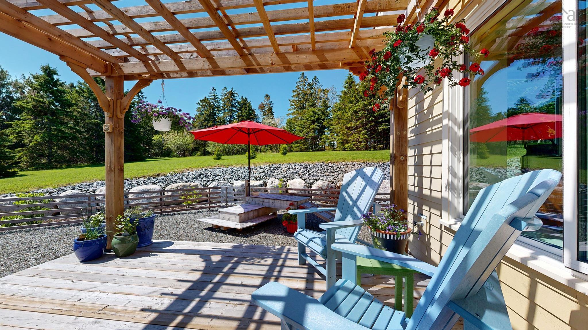 $1,235,000.00: 207 Hebb Point Road, Heckmans Island