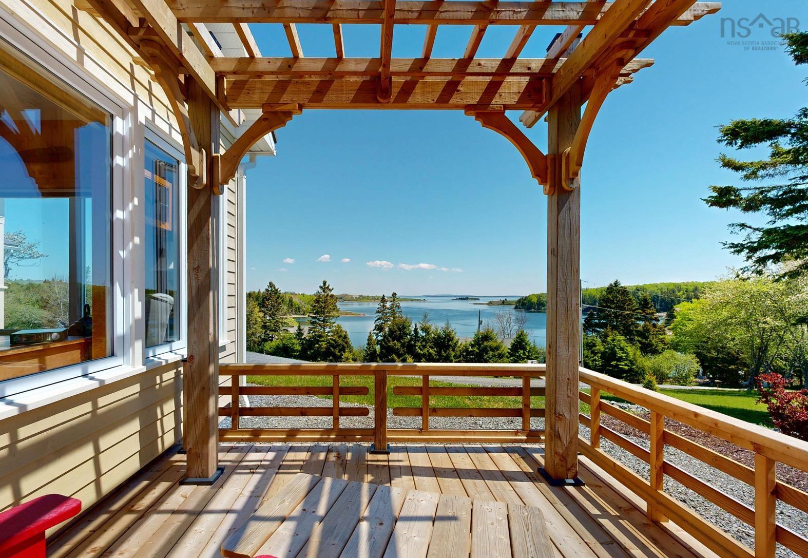 $1,235,000.00: 207 Hebb Point Road, Heckmans Island