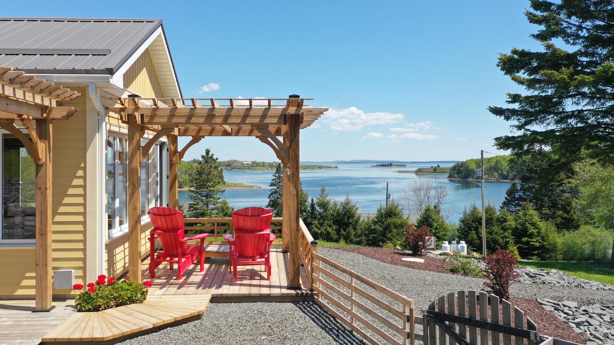 $1,235,000.00: 207 Hebb Point Road, Heckmans Island