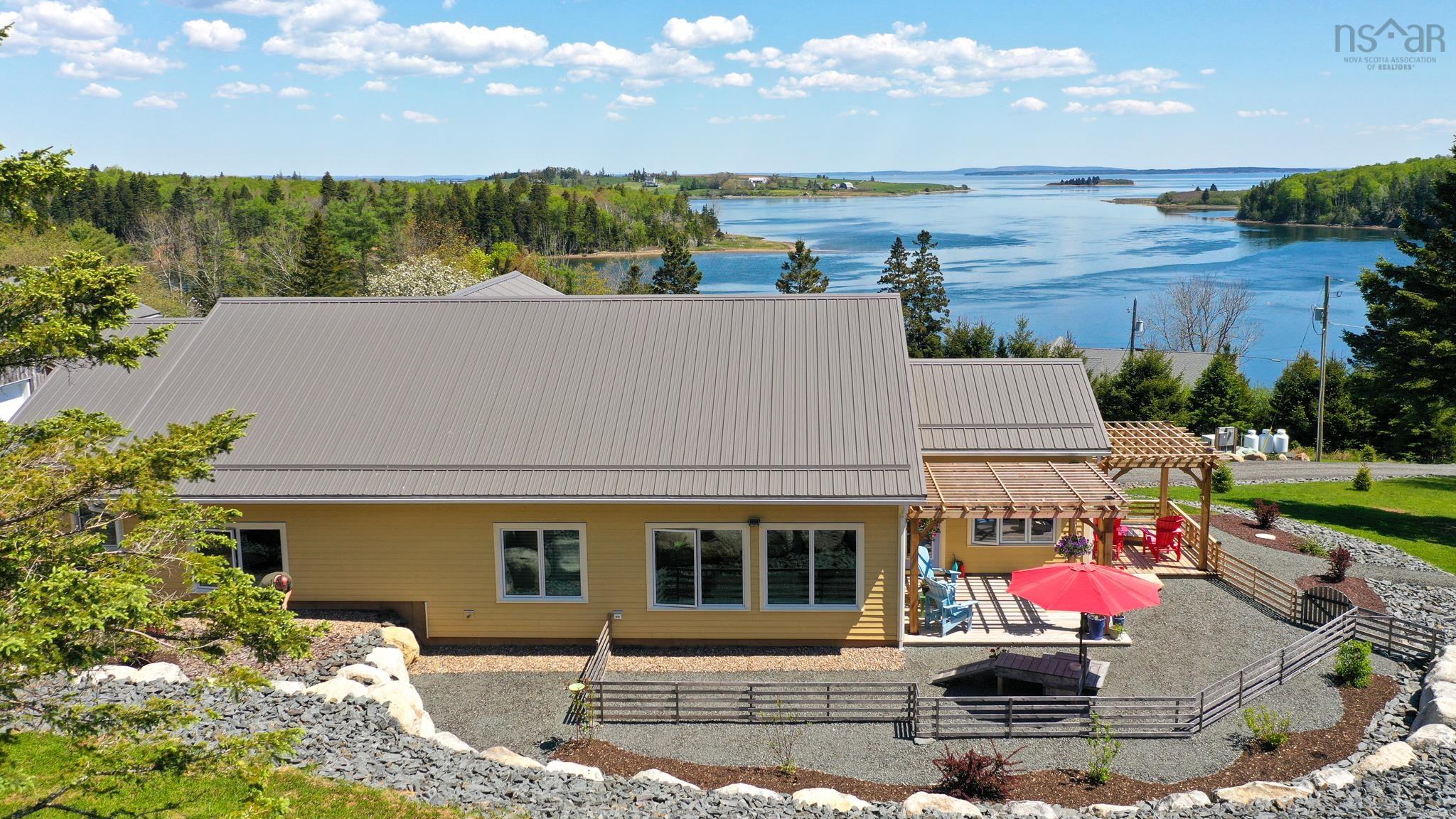 $1,235,000.00: 207 Hebb Point Road, Heckmans Island