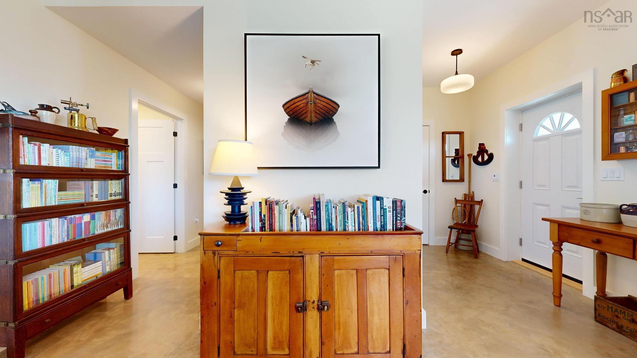 $1,235,000.00: 207 Hebb Point Road, Heckmans Island